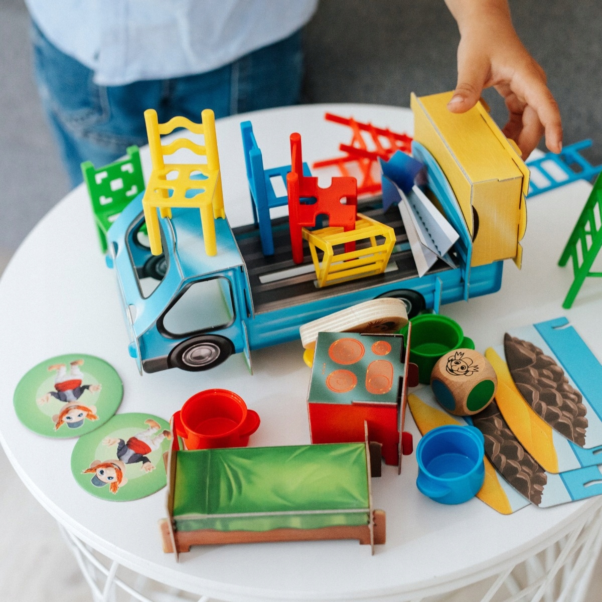 GRA MISTAKOS PRZEPROWADZKA RODZINA TREFLIKÓW Maksymalna liczba graczy 4