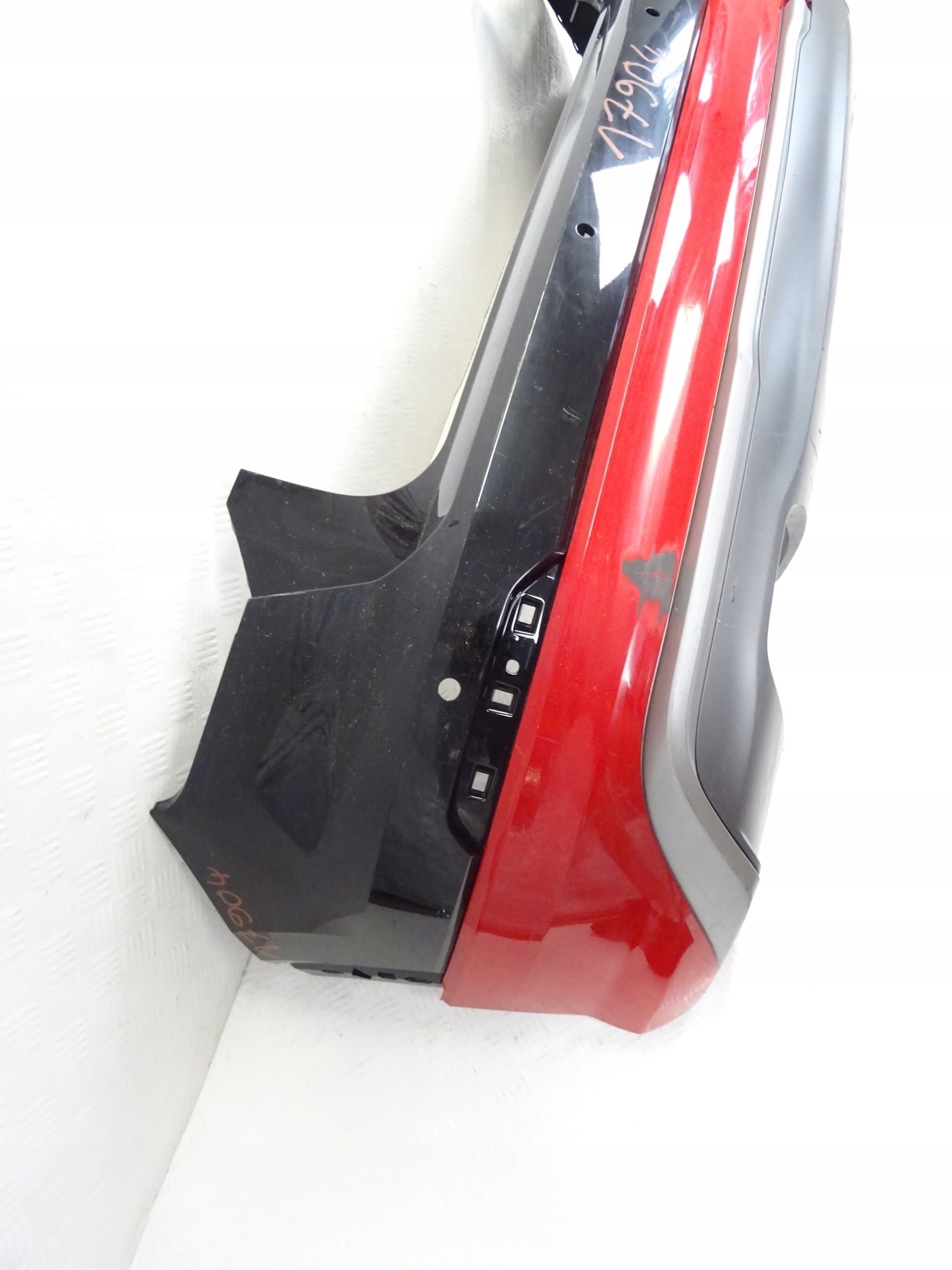 AUDI Q2 SQ2 81A S-LINE bumper rear part rear