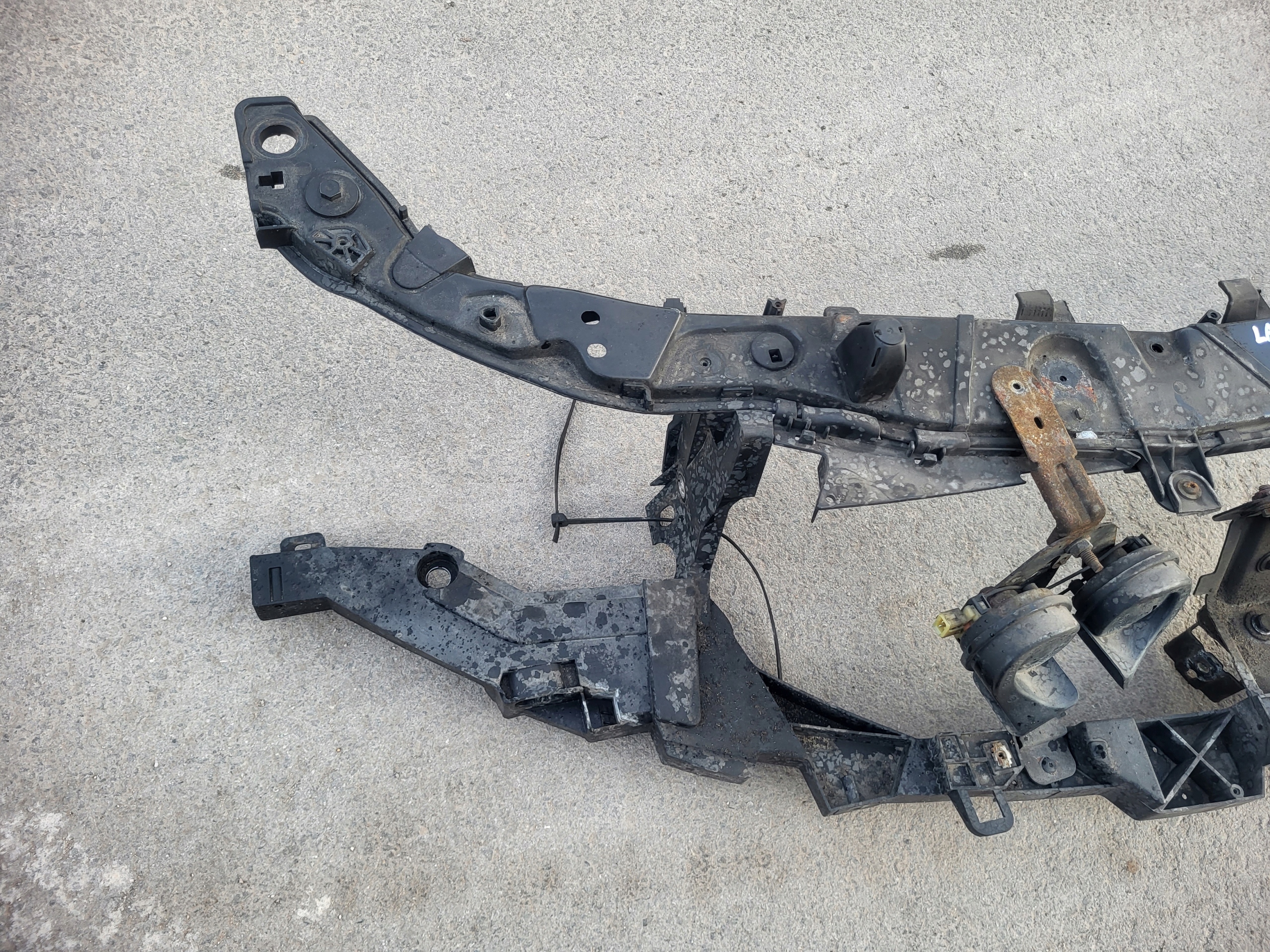 support panel for radiators wall support RENAULT LAGUNA III