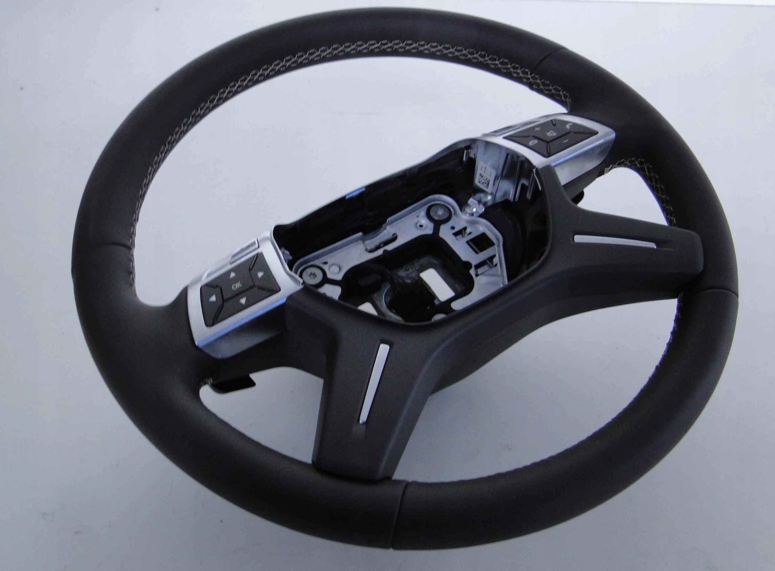 MERCEDES ML W166 166 lenkrad BRAZOWA Leder