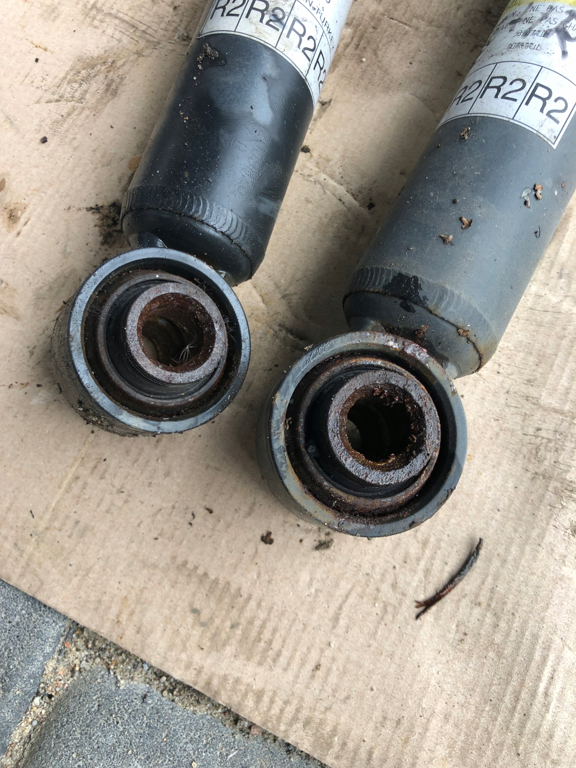 shock absorber left right rear part TOYOTA C-HR CHR