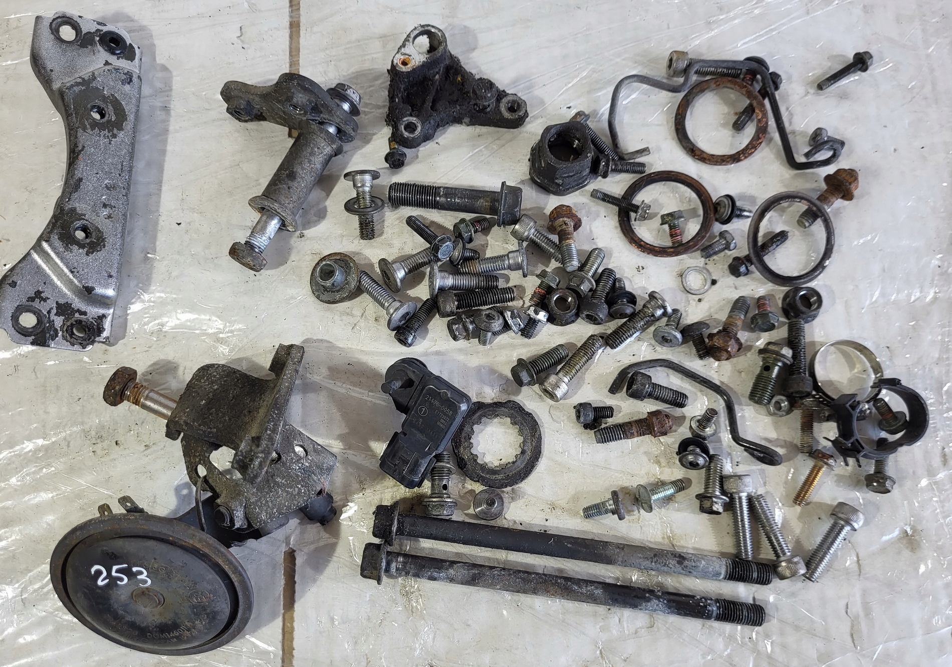 Śruby demontażowe Kawasaki KLE 650 Versys 2007-2009r