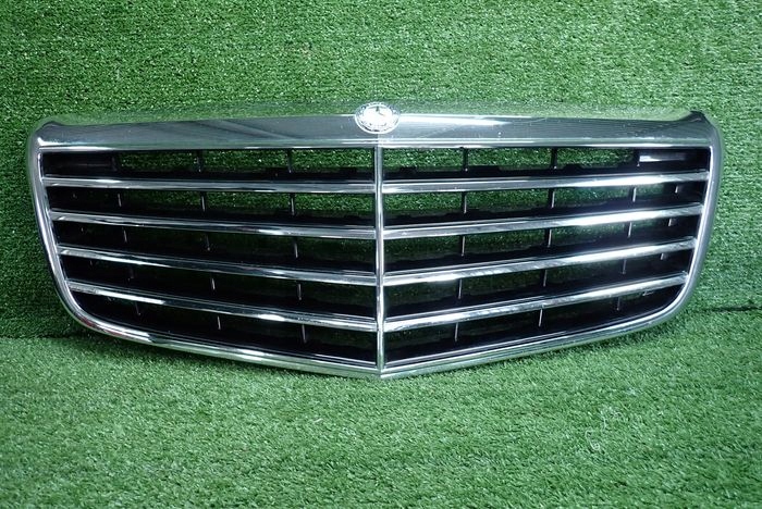 MERCEDES W211 211 E-KLASA 06-09 maska