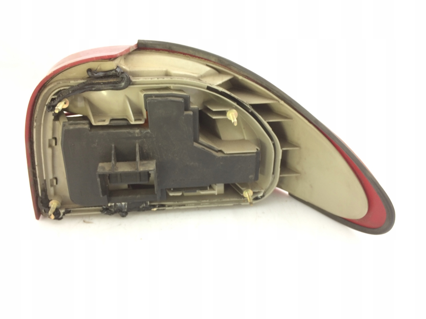 light rear FORD MONDEO left 97KG13A603BA FORD