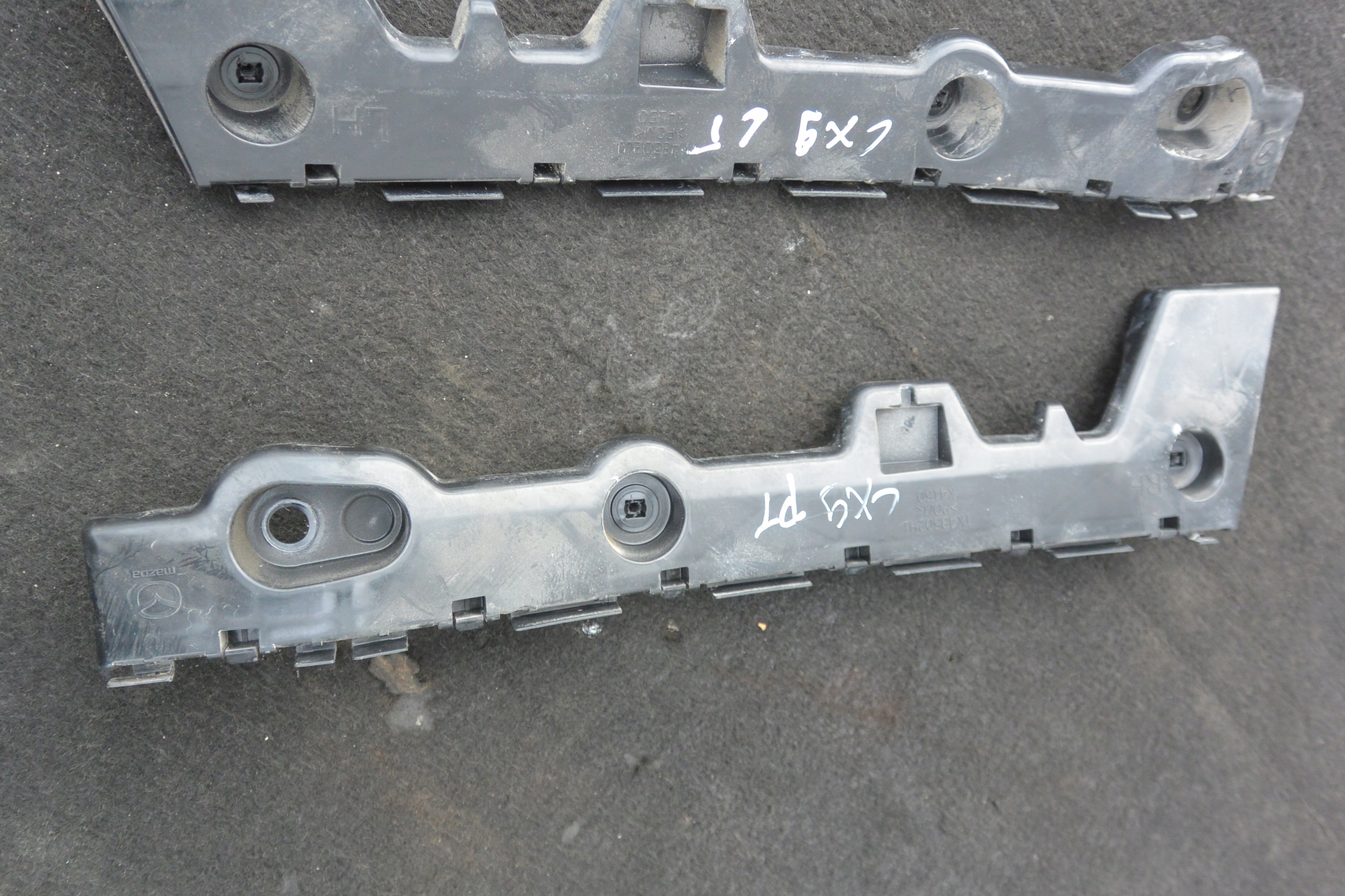MAZDA CX9 II 16- bumper bracket rear part left right