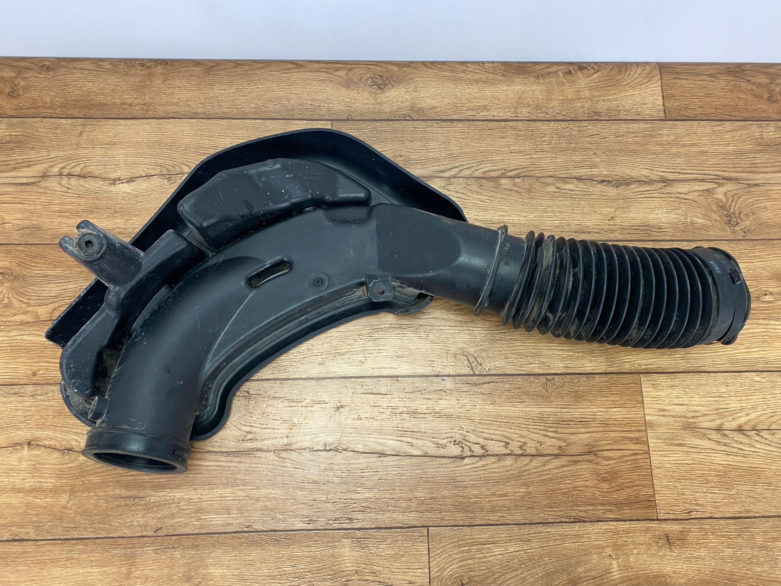 Dolot rohr rezonator Gehäuse filter luft Dodge Challenger 2015+ USA