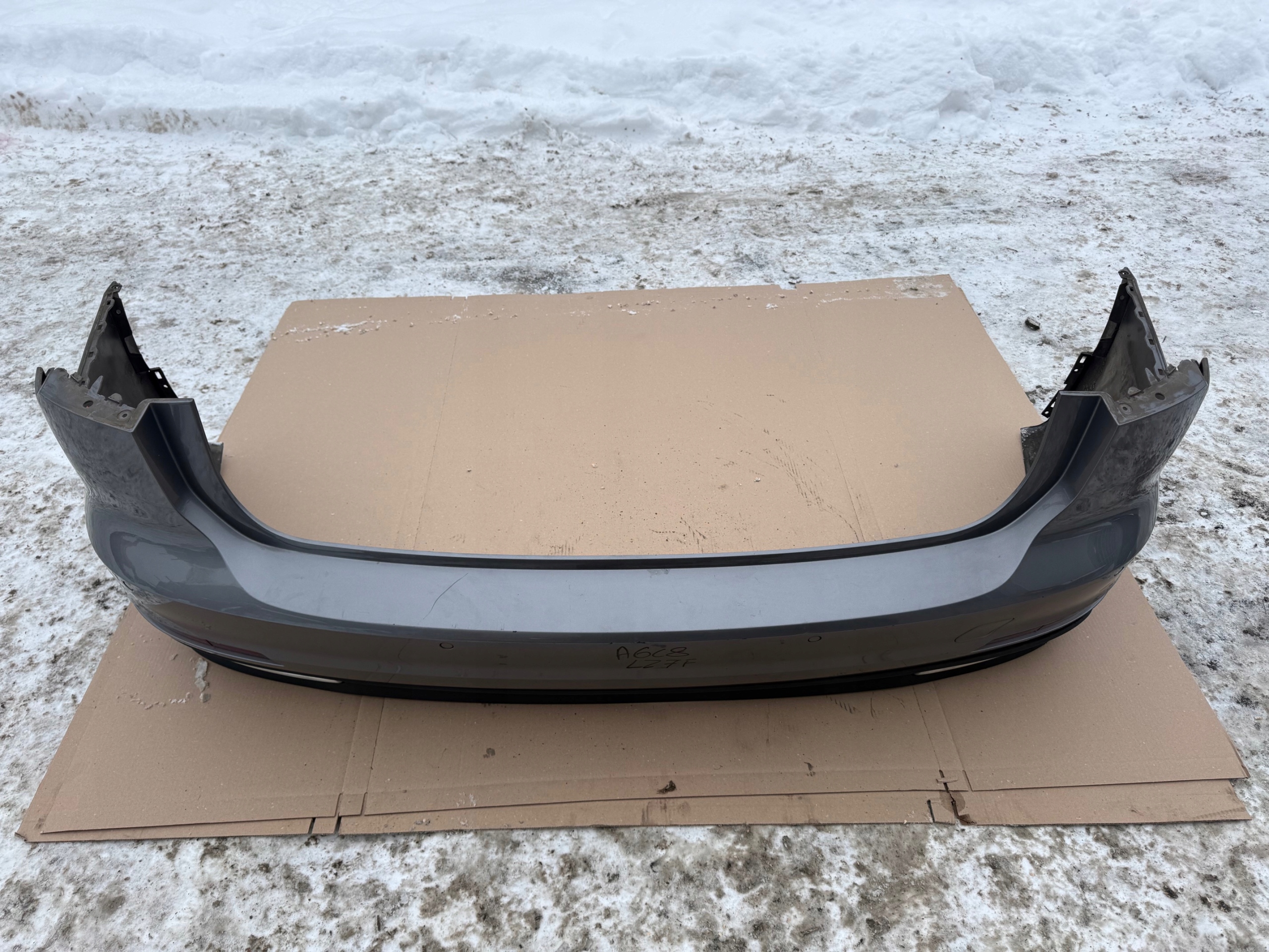 AUDI A6 C8 LZ7F AVANT KOMBI bumper rear part rear 4 PDC