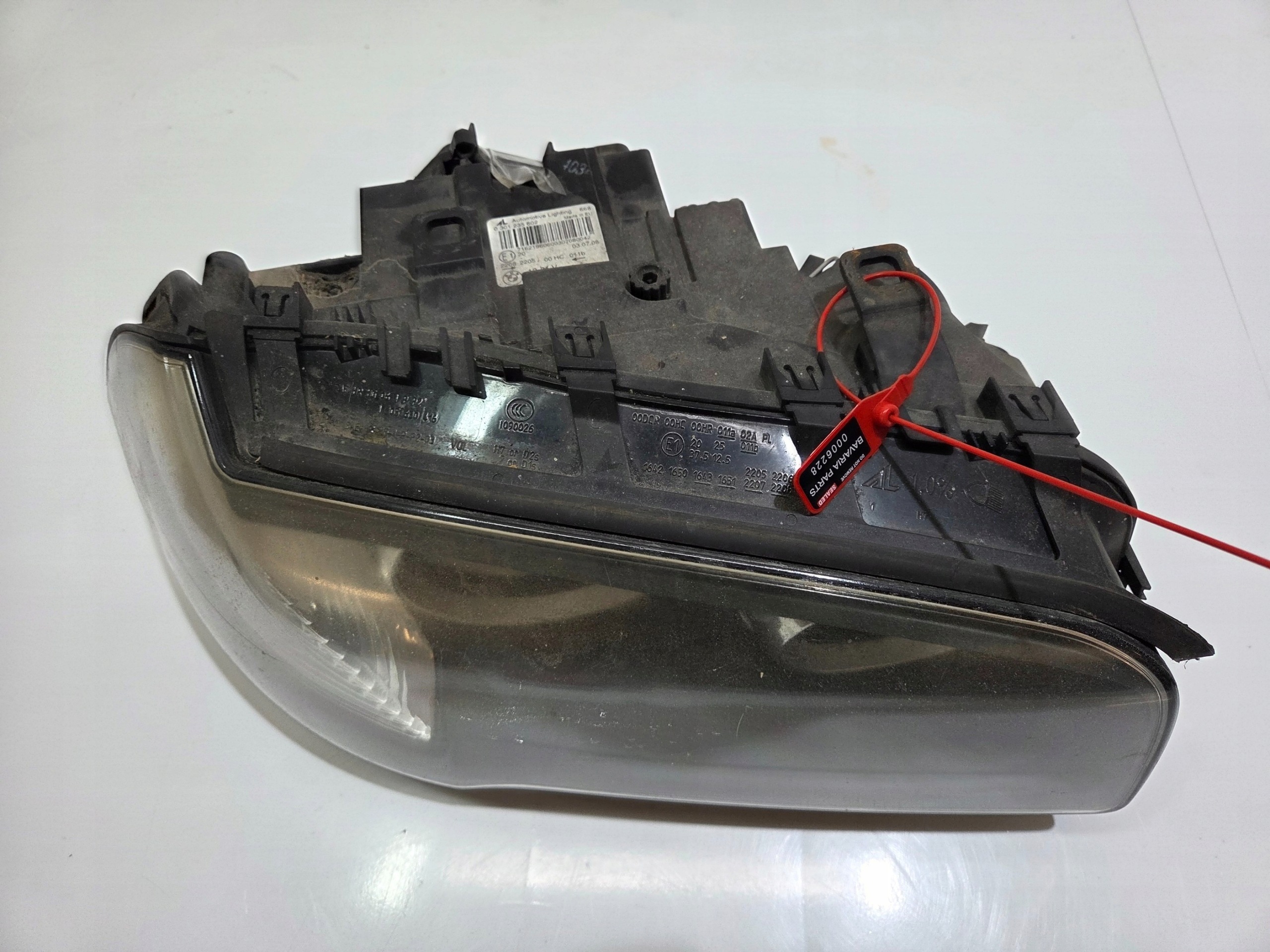 light right front BMW X3 E83 OE 7162196 right hand drive