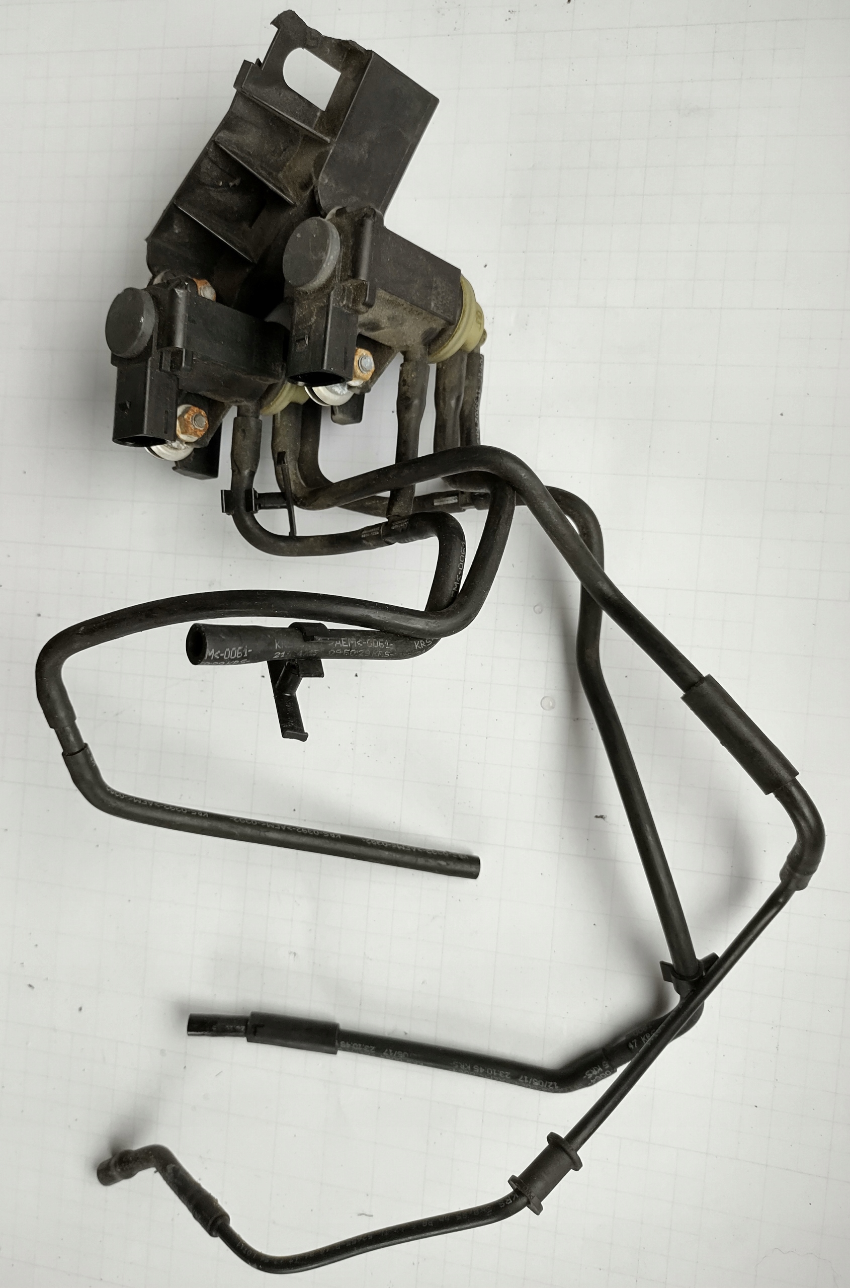 04B131051P - VW SEAT турбіни вакуумні клапани 6c0906287a