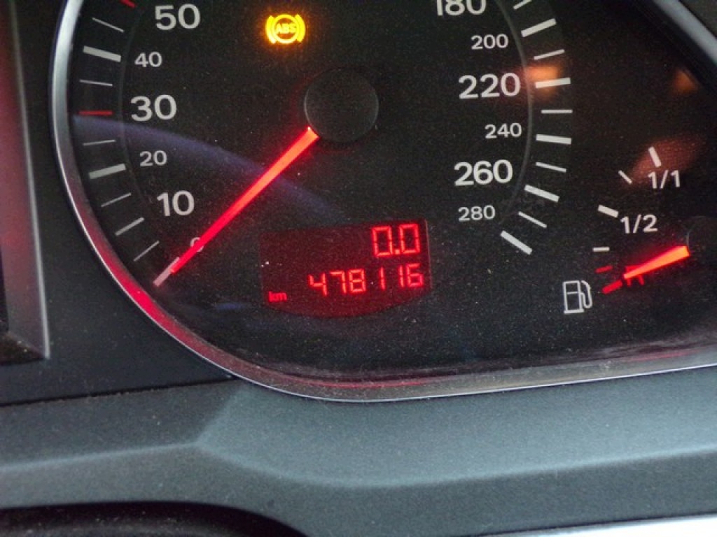 dials dials EU 5550007301 AUDI A6 C6 2.7 TDI 180 KM 04-08