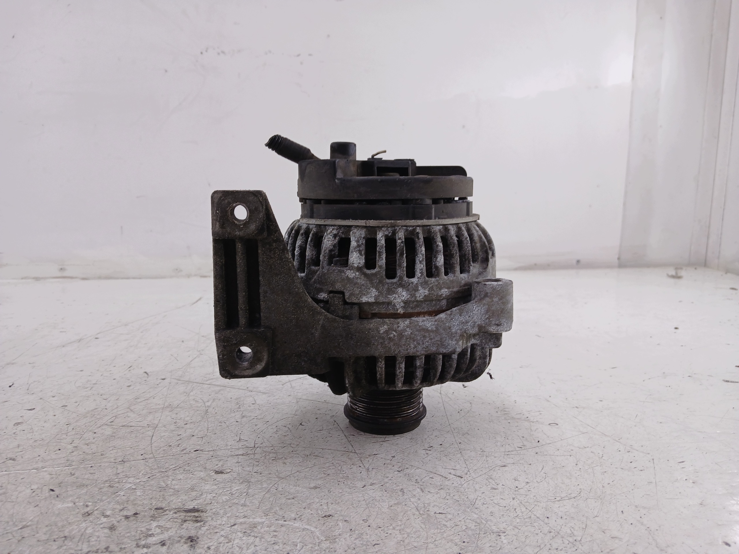 VOLVO S80 e S60 V70 II 2.4 D alternatore 8676498 140A