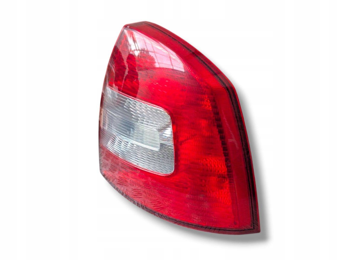 light rear right side Skoda Octavia 2 facelift 1Z 2011 1Z5945096B