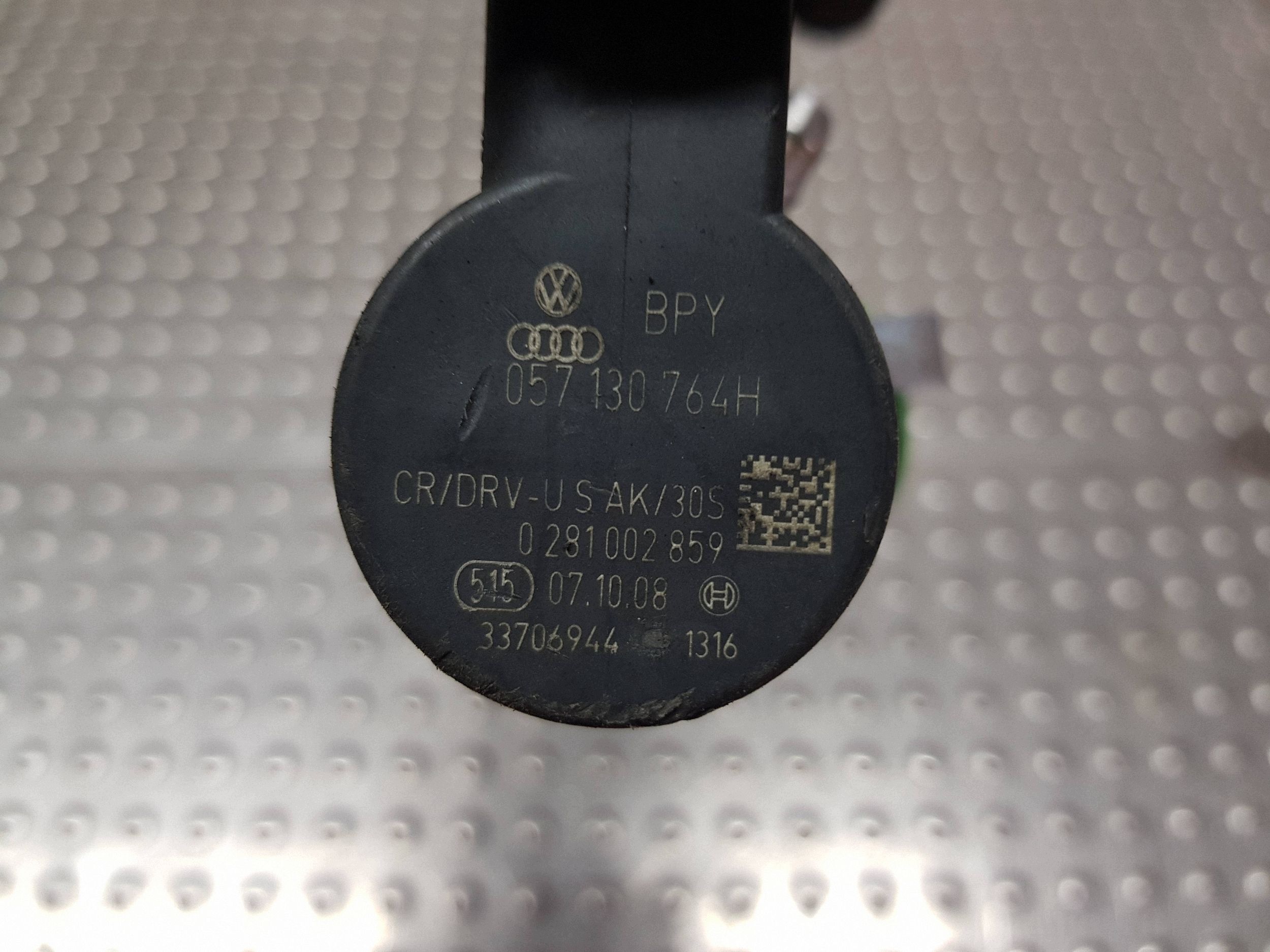 injection ramp sensor 03L130089J 057130764AB VW PASSAT B7 EXEO 2.0 TDI