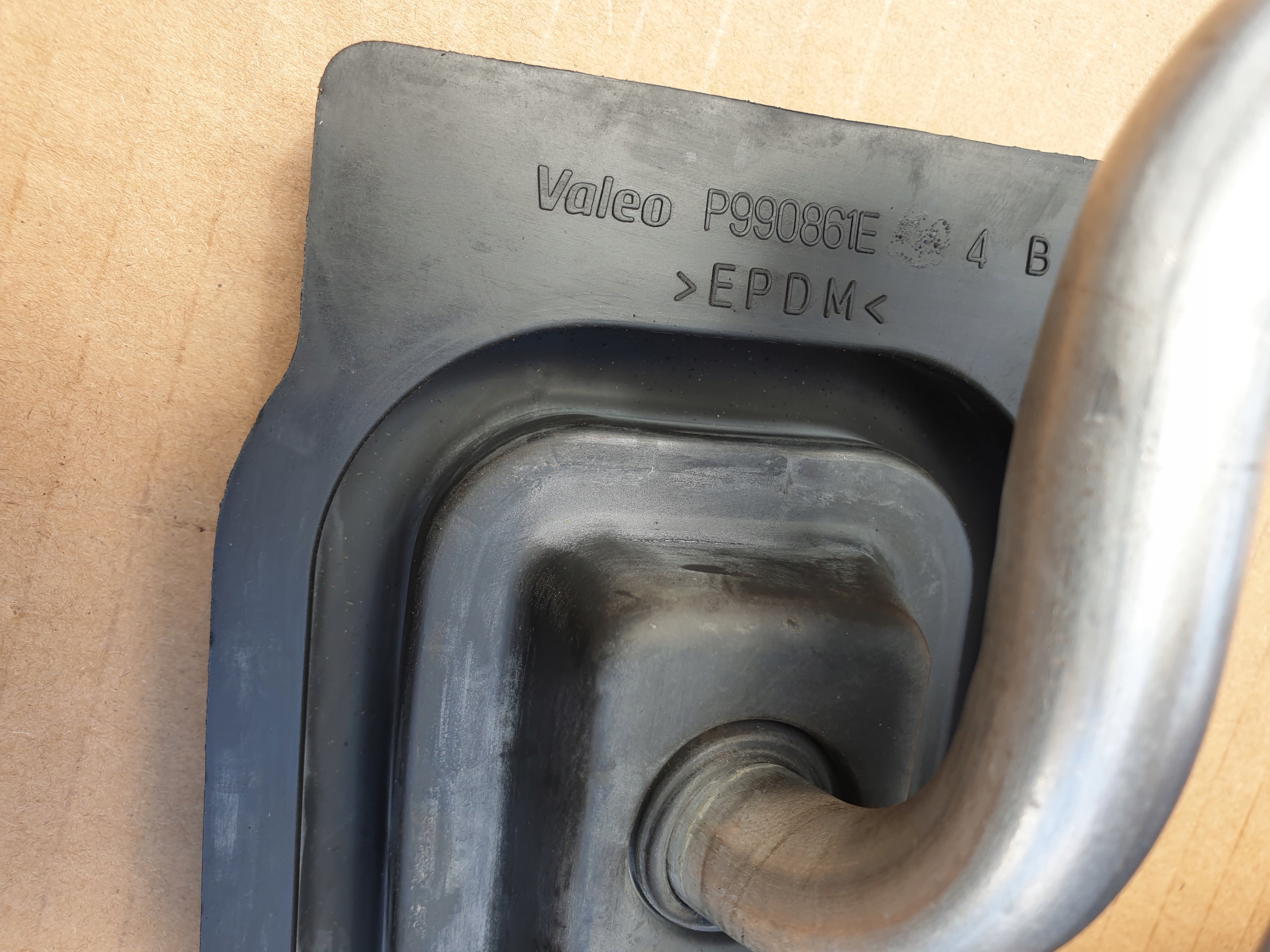 PAROWNIK klimatizaci BMW X5 E70 X6 E71 OE EU