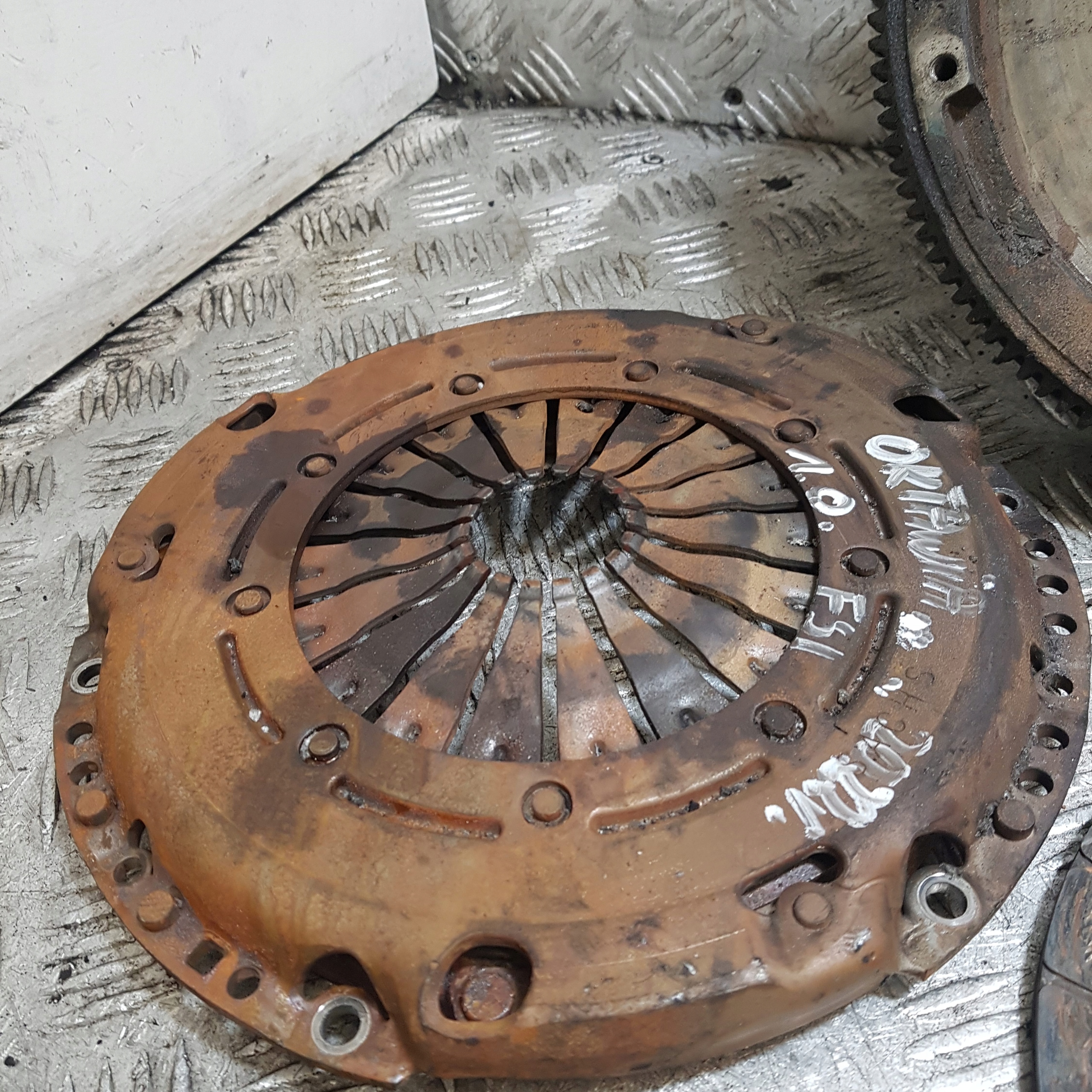 Embrayage Complets DWUMASA SKODA OCTAVIA 4 1.0 TSI