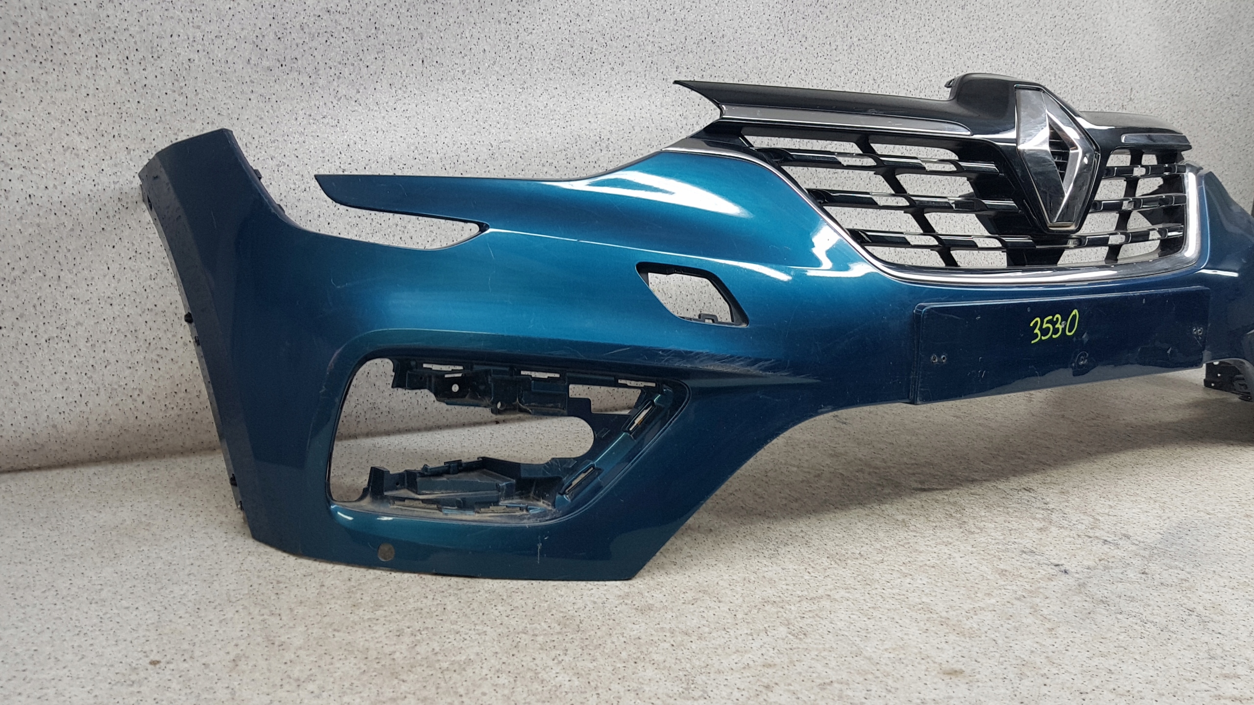 RENAULT ARKANA 4 X PDC 2019 - Paraurti Anteriore 3530