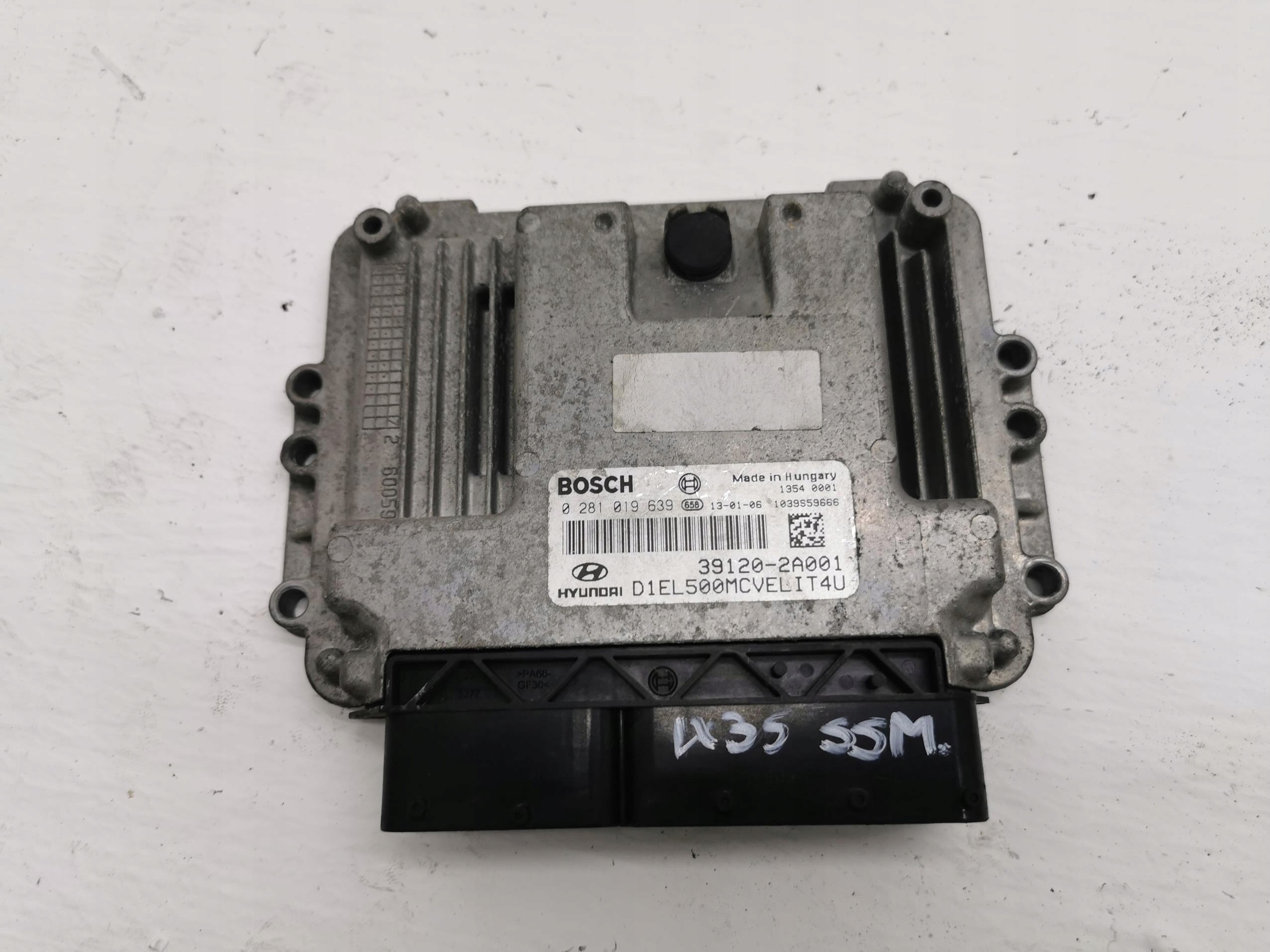 control unit of the engine HYUNDAI IX35 1.7CRDi 39120-2A001