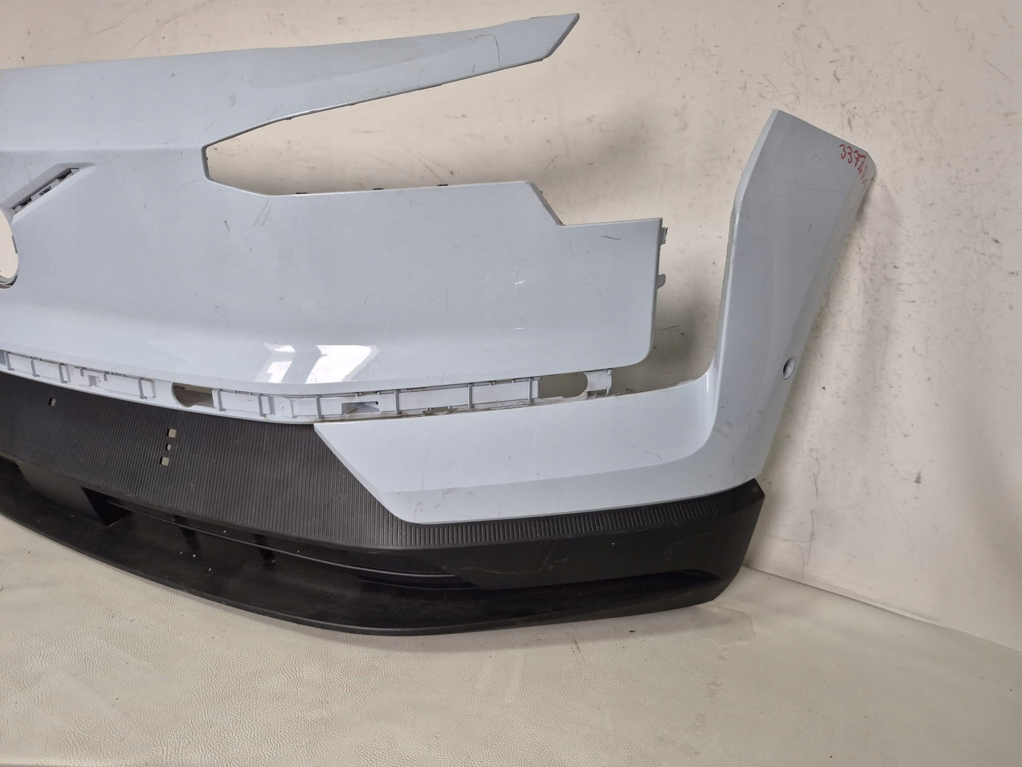 VOLVO EX30 EX-30 23- bumper front front 31345658