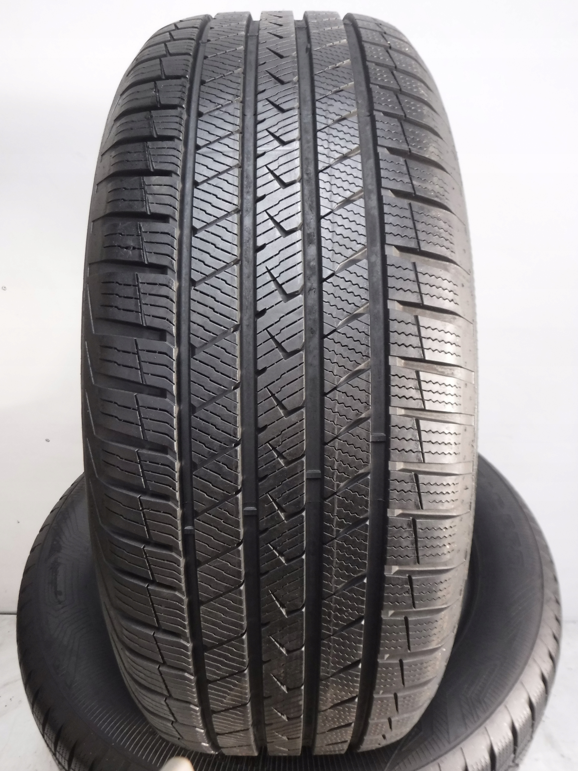 OPONY CAŁOROCZNE VREDESTEIN QUATRAC PRO 255/55/19 Rok produkcji 2019