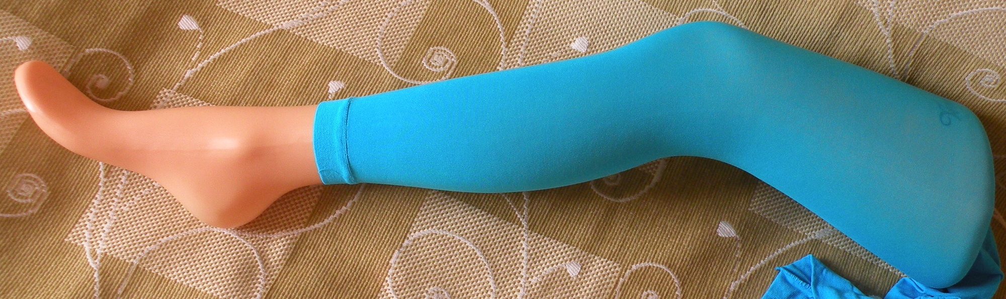 

turkusowe legginsy Veneziana Micro 40 den M/L