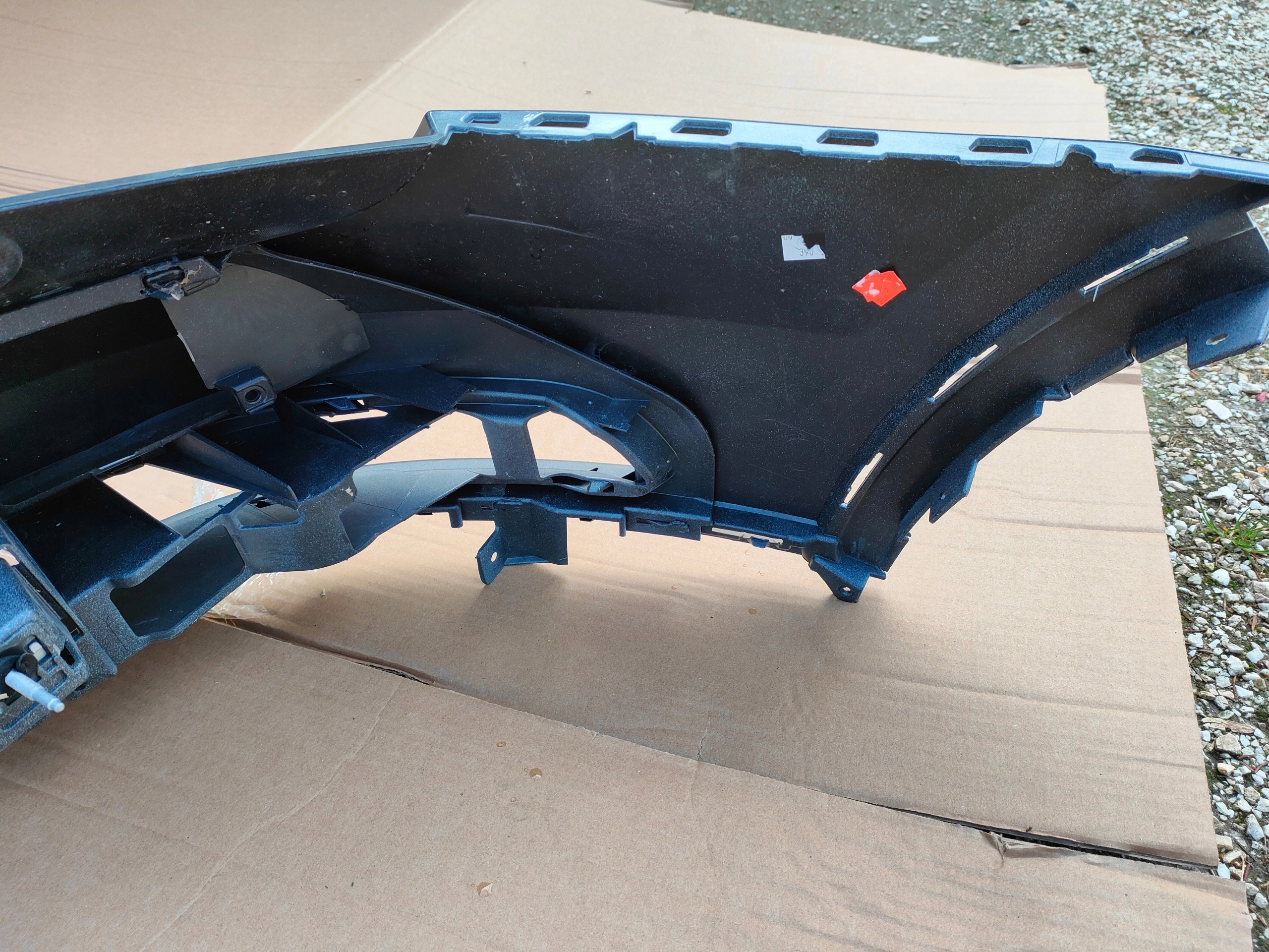 AUDI Q3 LIFT 8U bumper rear part 8U0807385C original