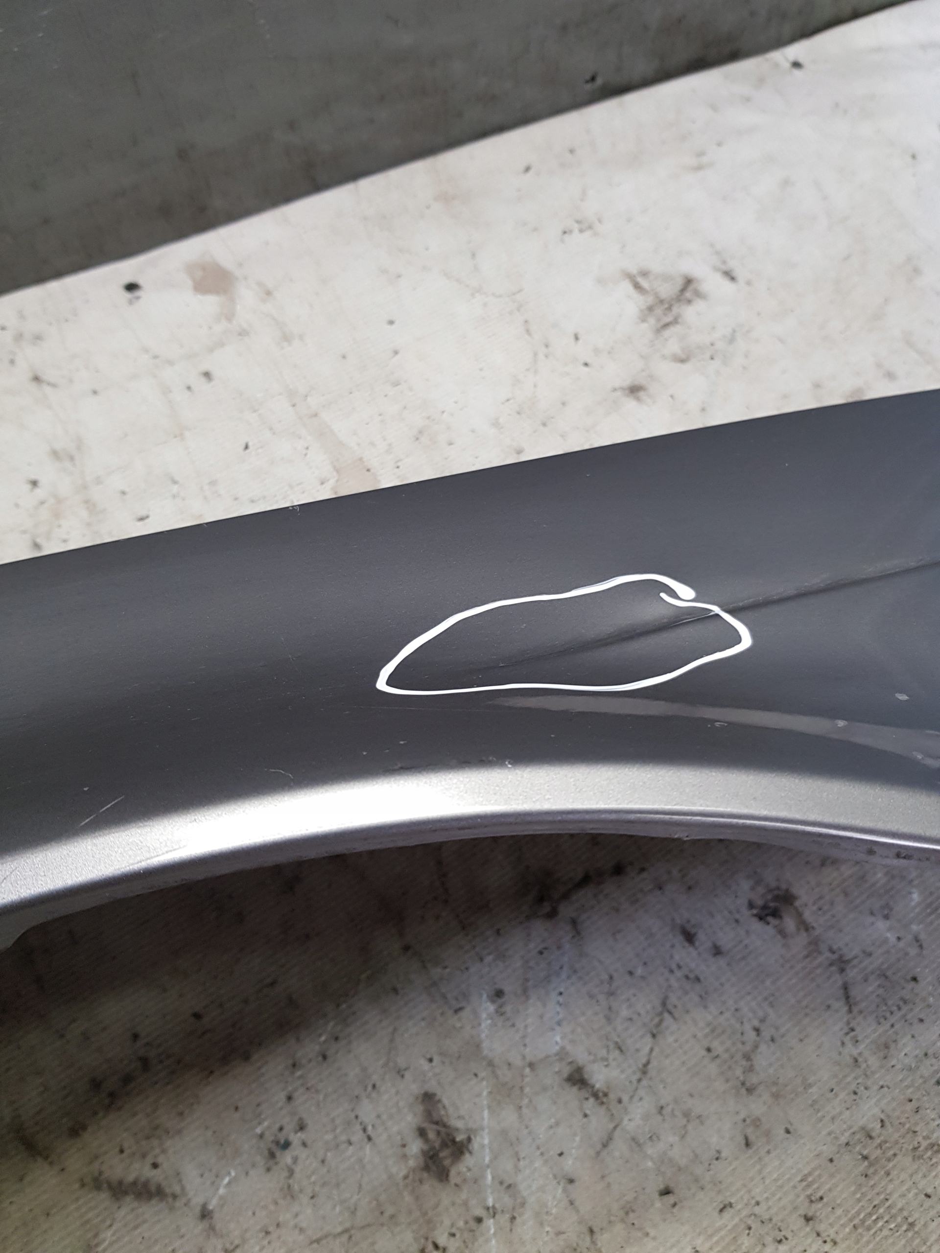 fender SAAB 95 right front SREBRNY