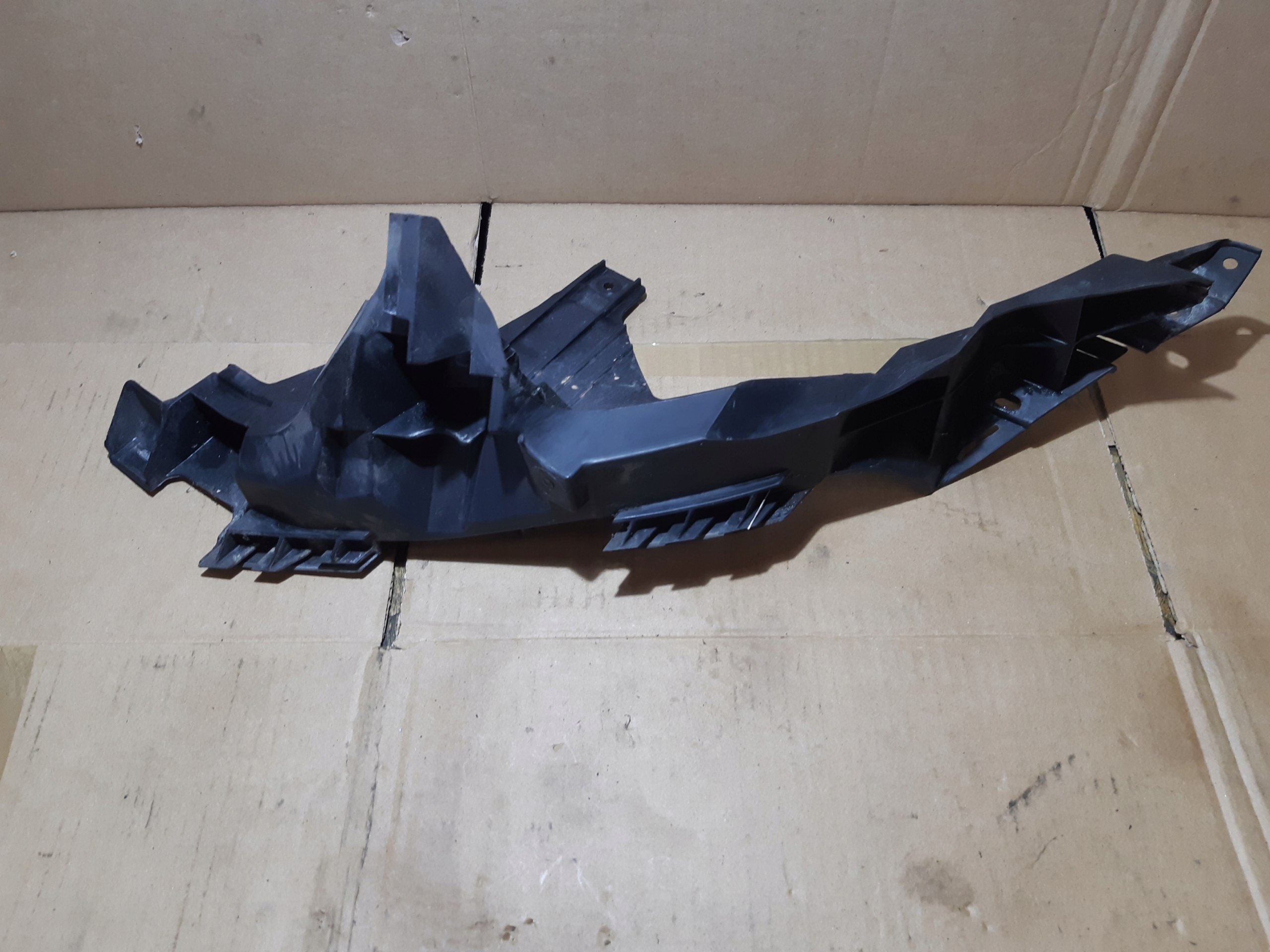 AUDI A1 8X support holder lights right front 8X0805608