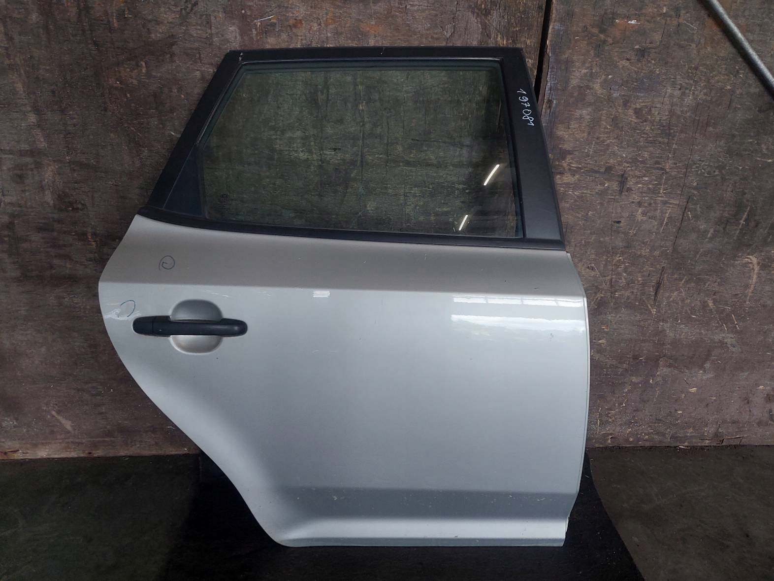 door complete right rear part KIA CEED and 9S KOMBI