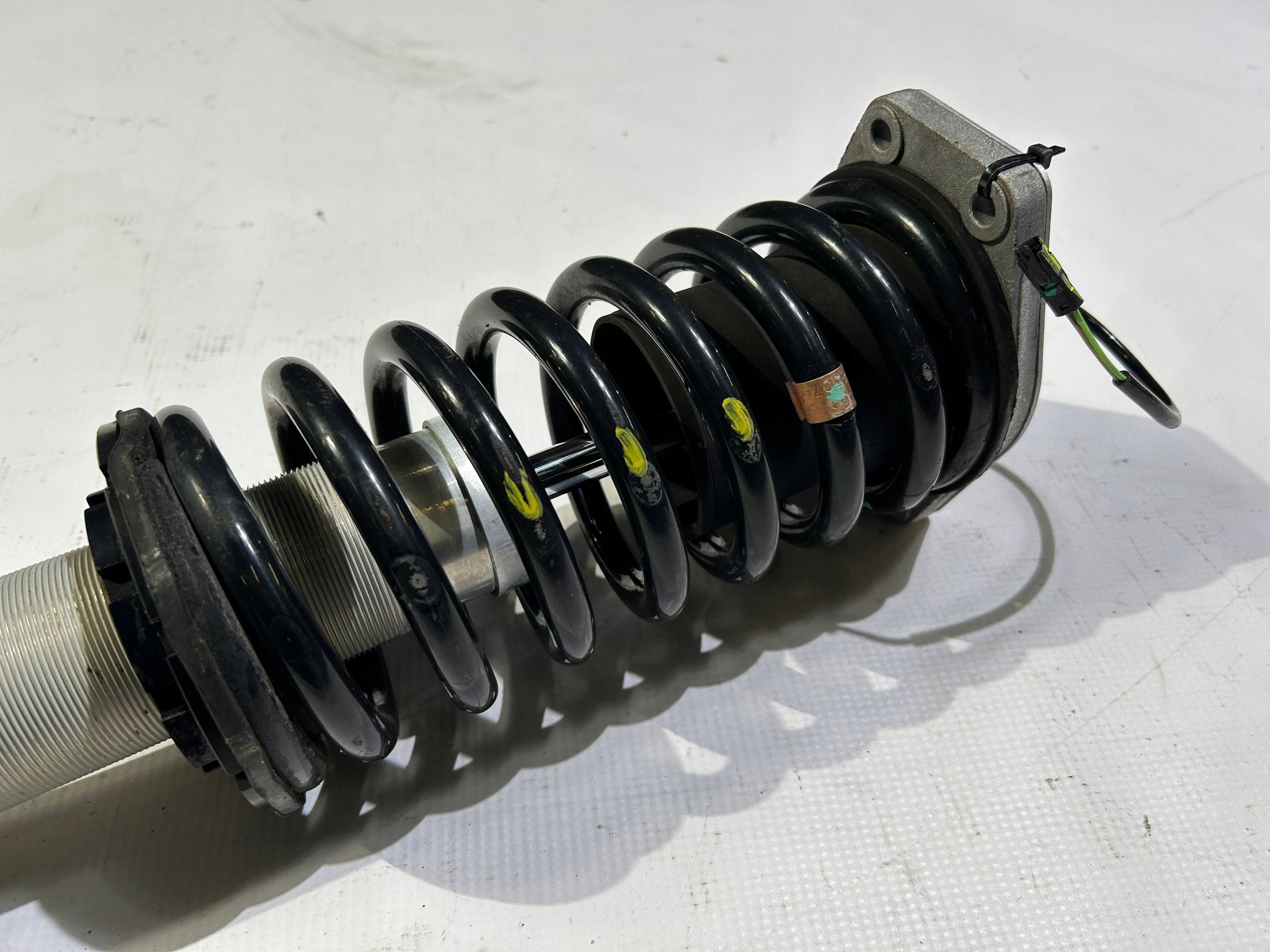 shock absorber mcperson front right left spring Maserati GranTurismo 2008