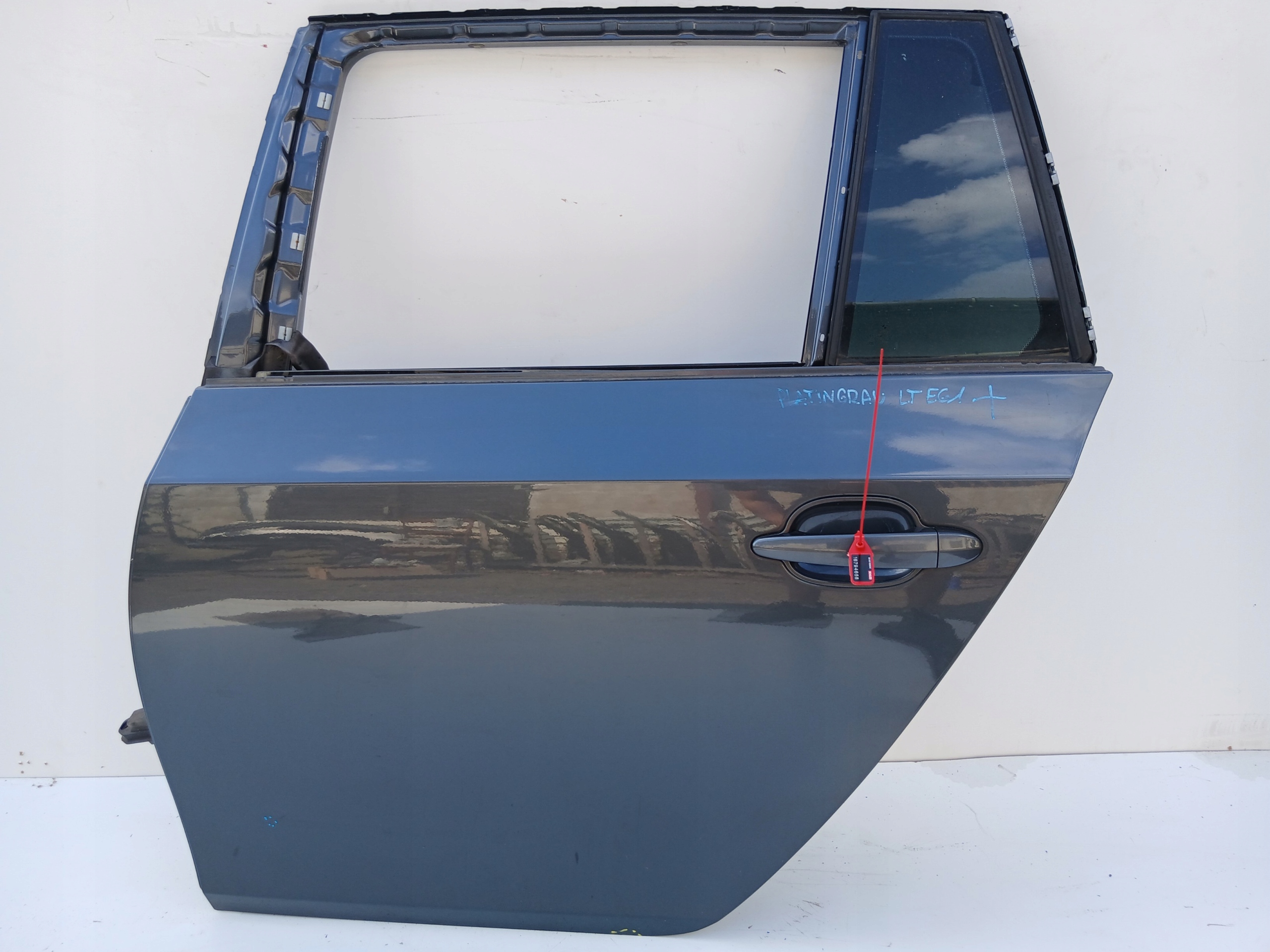 ajtó bal hátsó BMW E61 PLATINGRAU A68/7