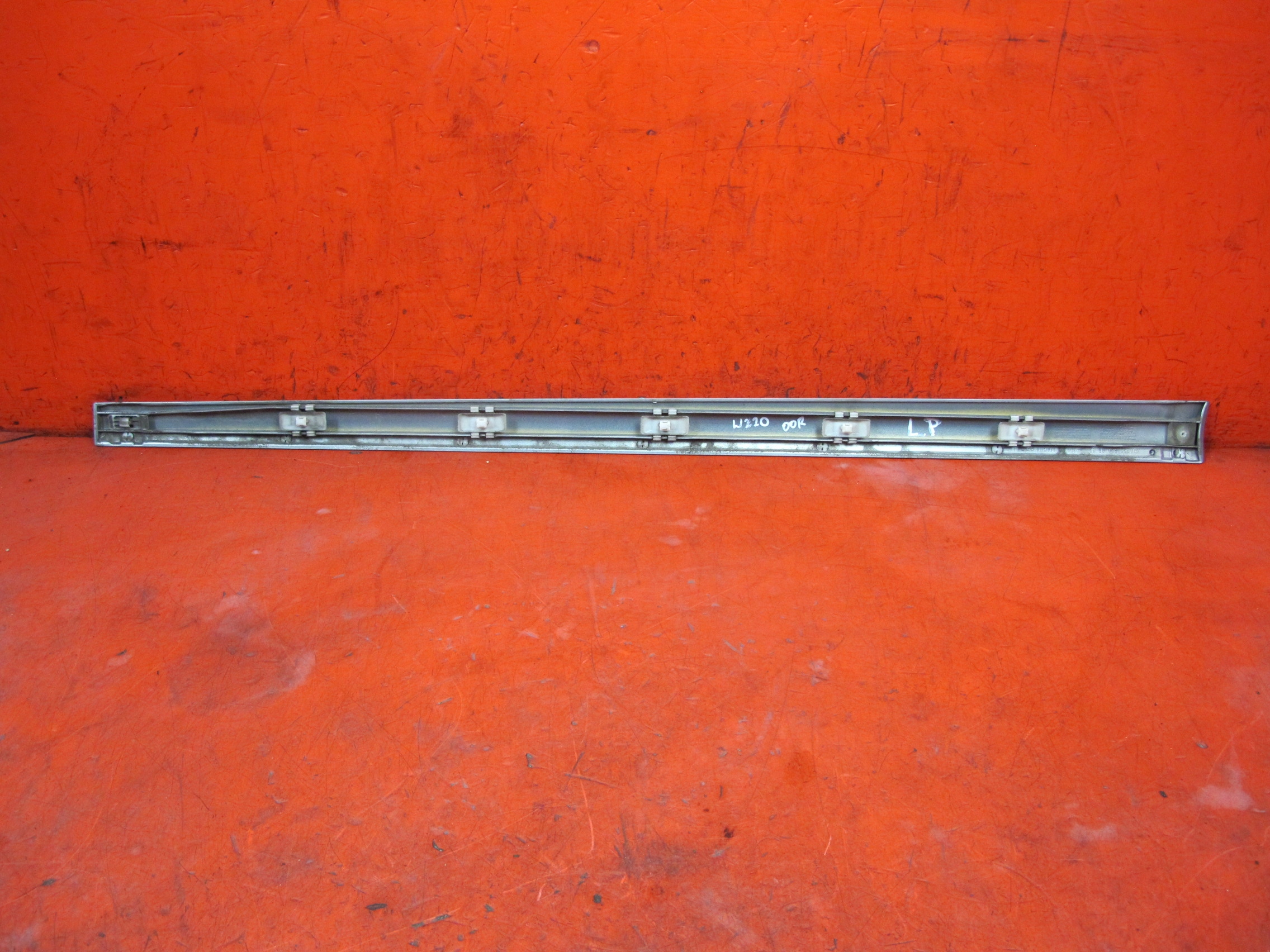 MERCEDES W220 S-KLASA moulding door left front 347