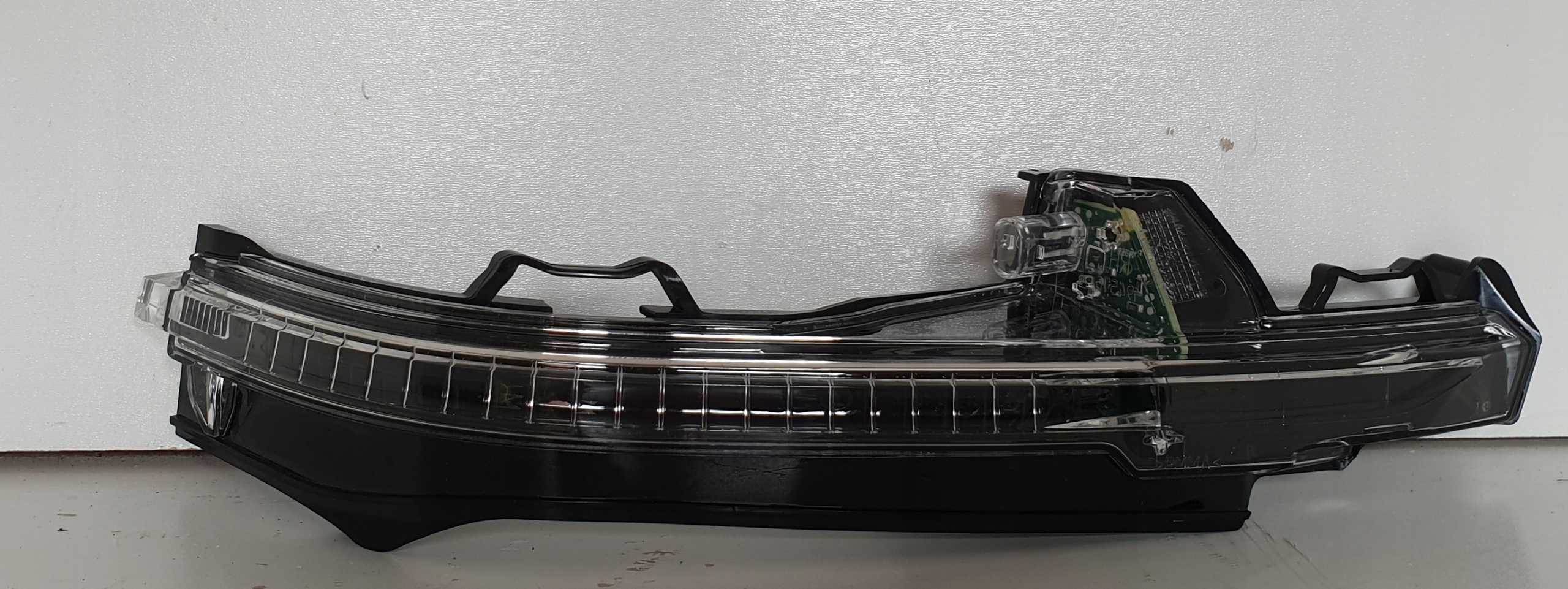 4M0949102 - AUDI Q7 4m покажчик повороту дзеркала LED правий