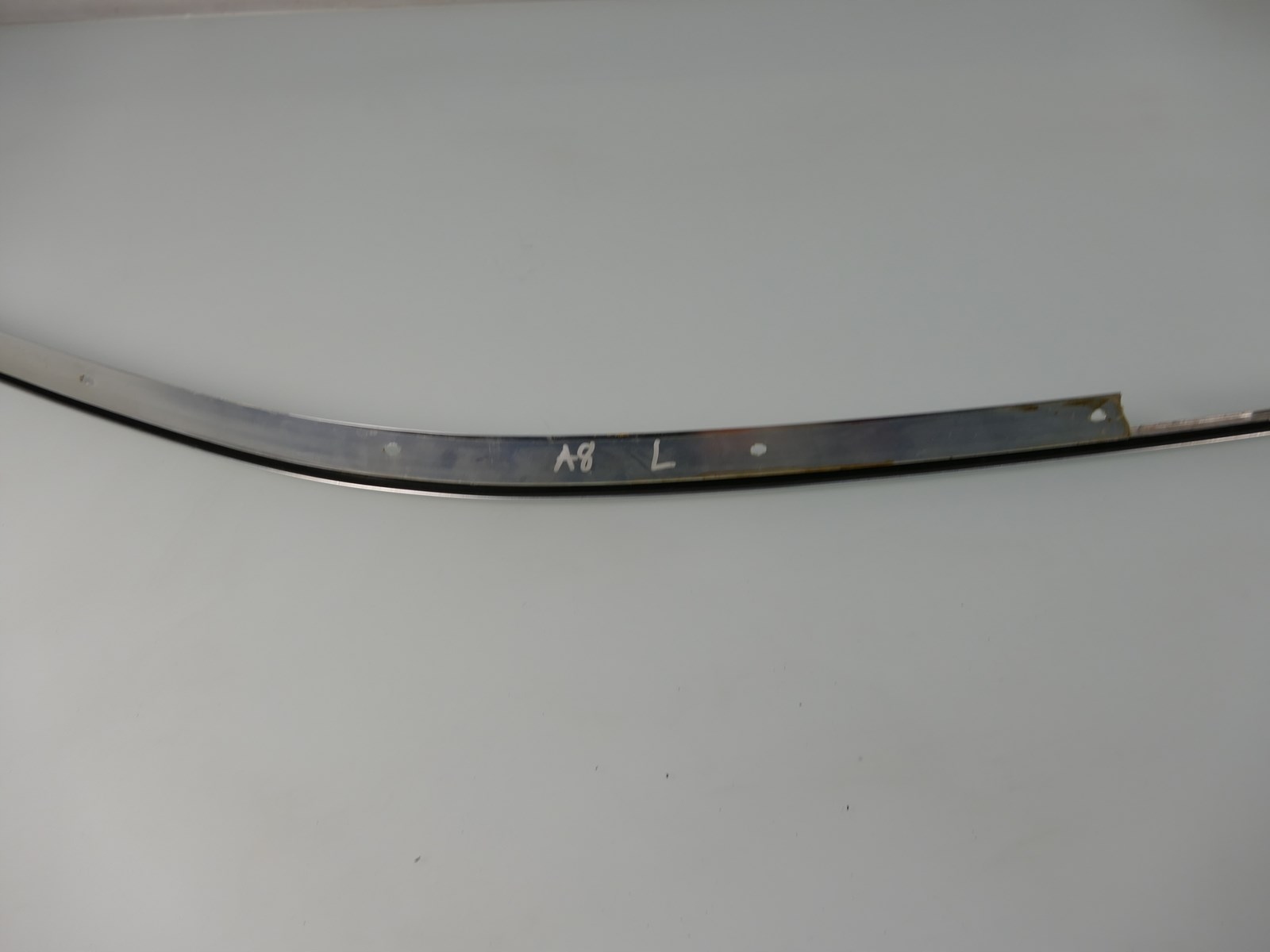 AUDI A8 D2 moulding bodywork roof left CHROM