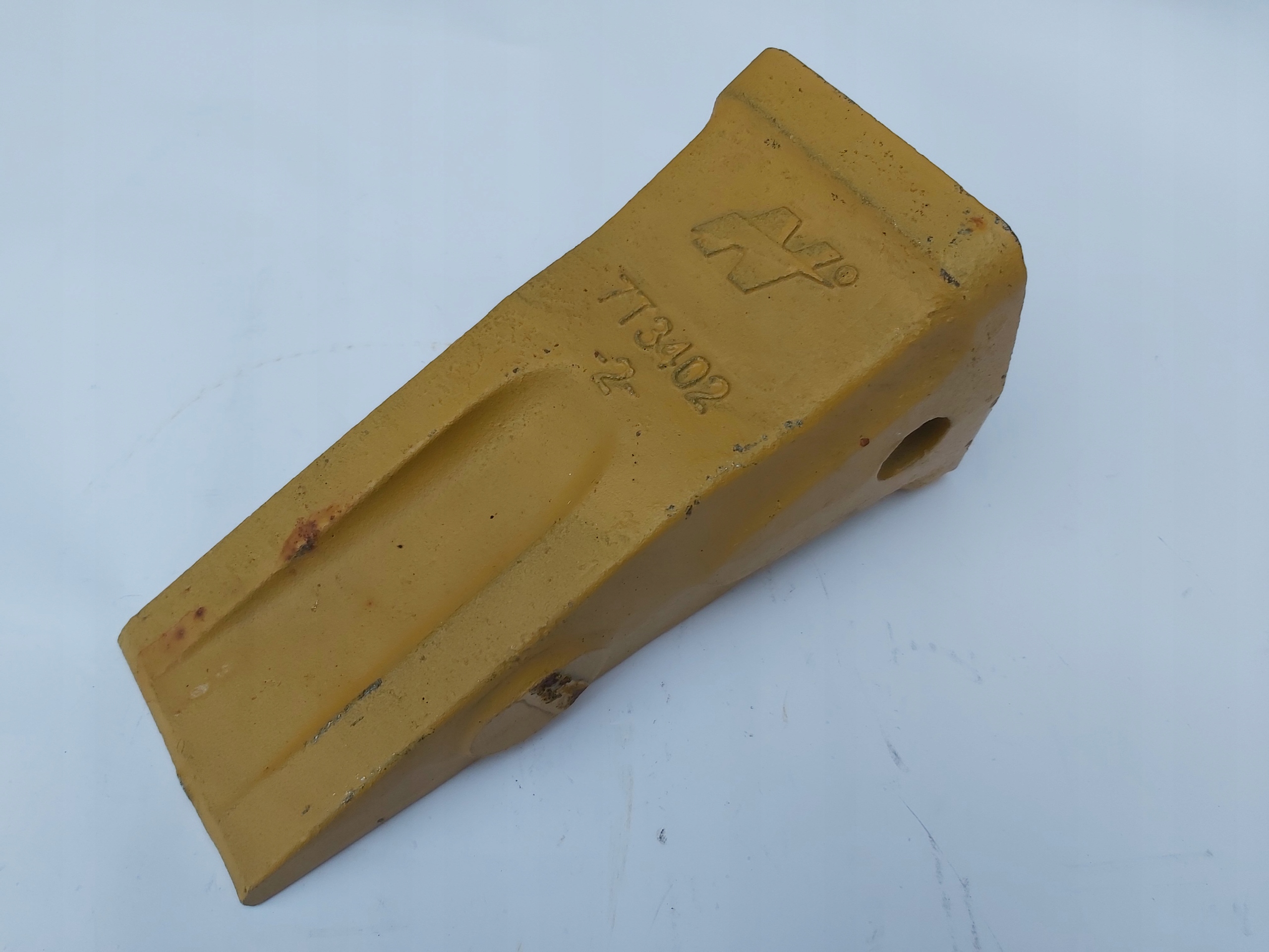 CAT CATERPILLAR зуб ковша J400 LONG 7t3402 Люблін