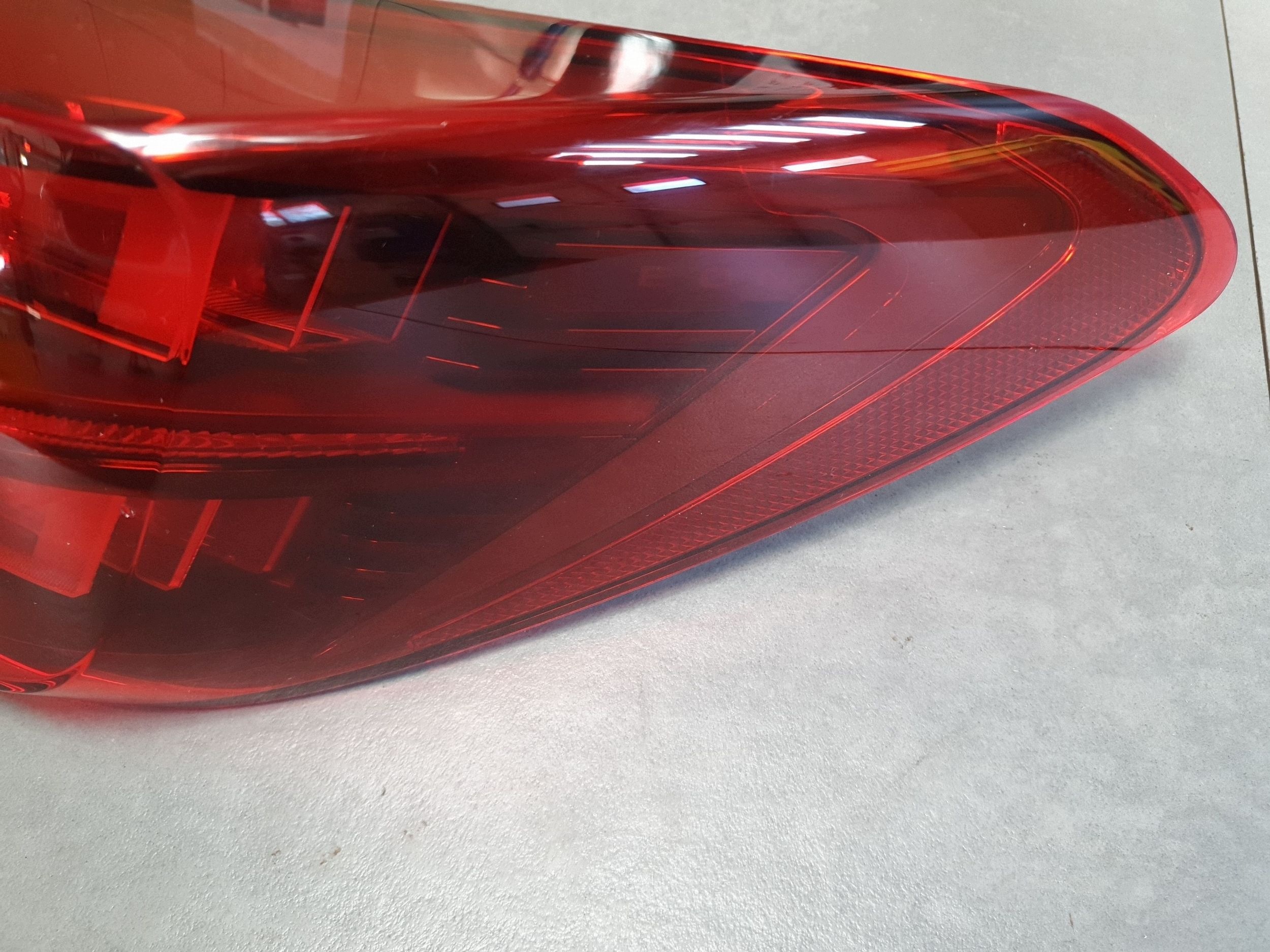 Cupra Leon IV KOMBI light pawa rear part rear 5FA945208D