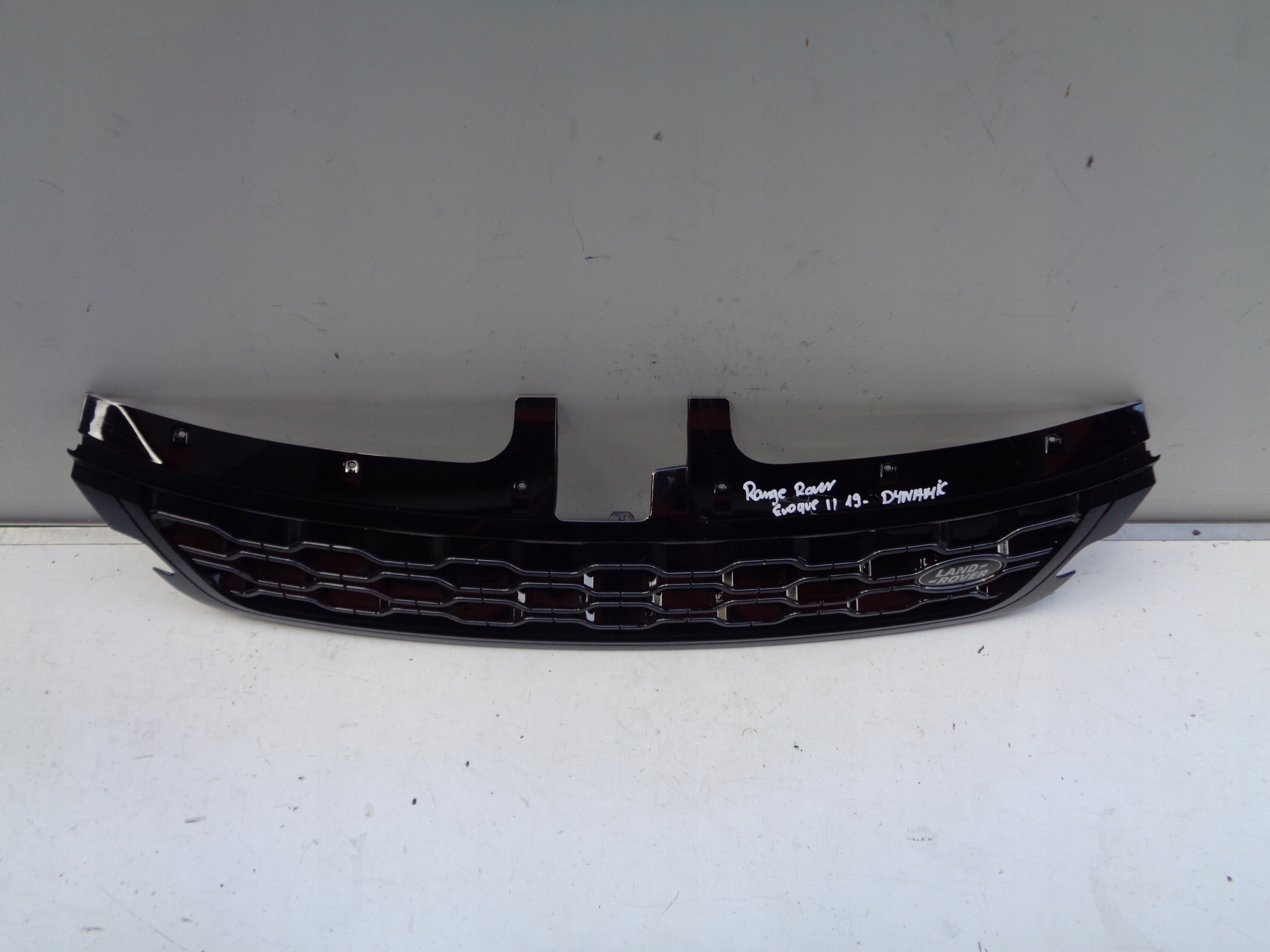 front PREKLADgrill RANGE ROVER EVOQUE II 19- DYNAMIC
