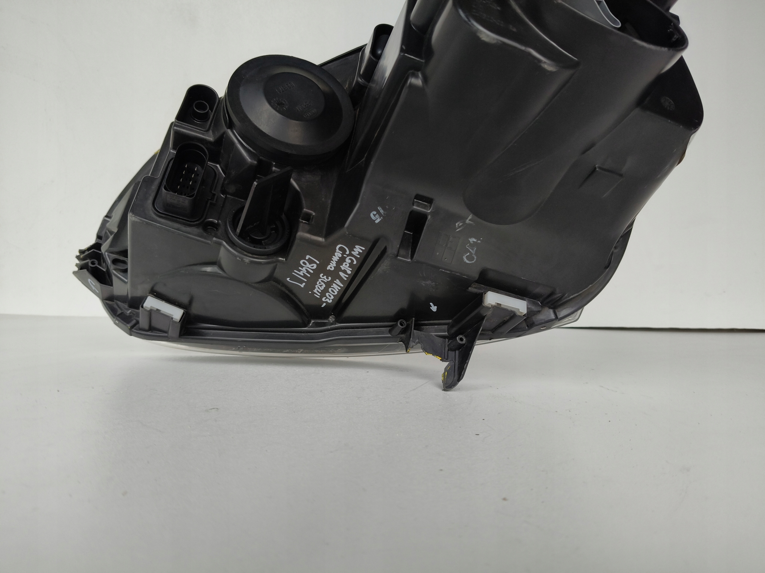 light right REFLEKTOR VW GOLF V 5 1K 1K0 03-08 CIEMNA