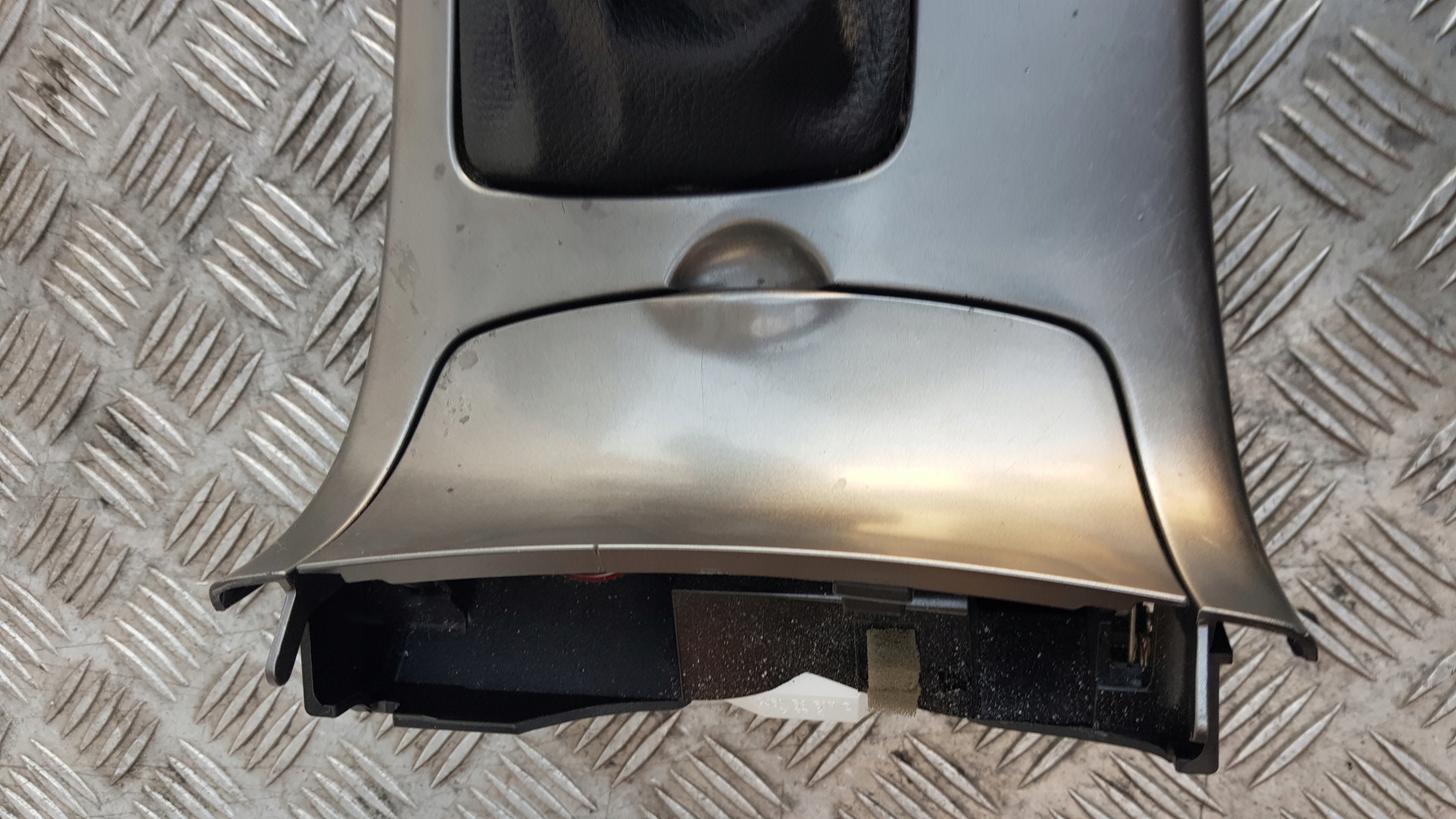 MAZDA 6 GG csomag LEWARKA MIESZEK hamutálca