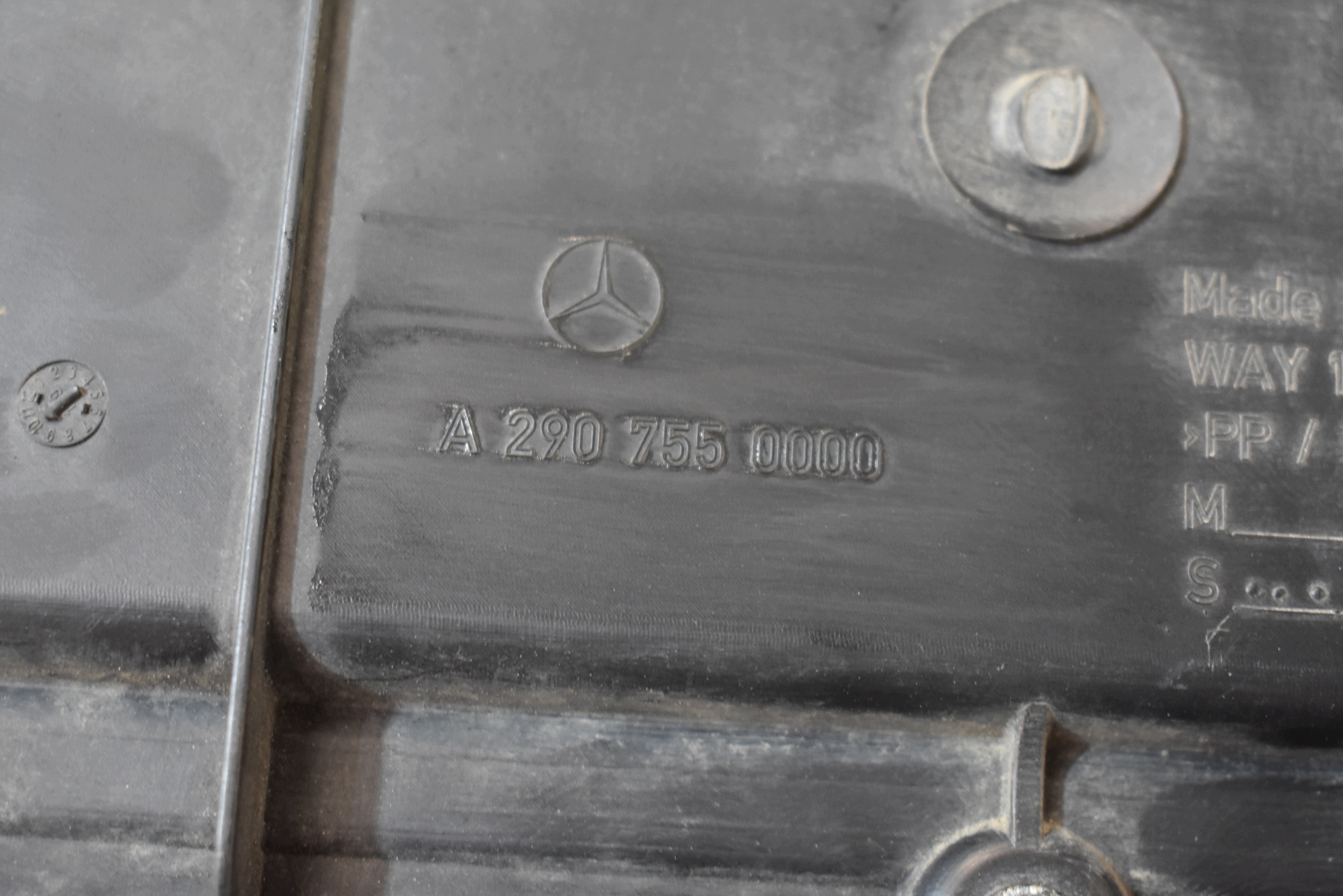 bumper bracket rear part rear central MERCEDES X290 1