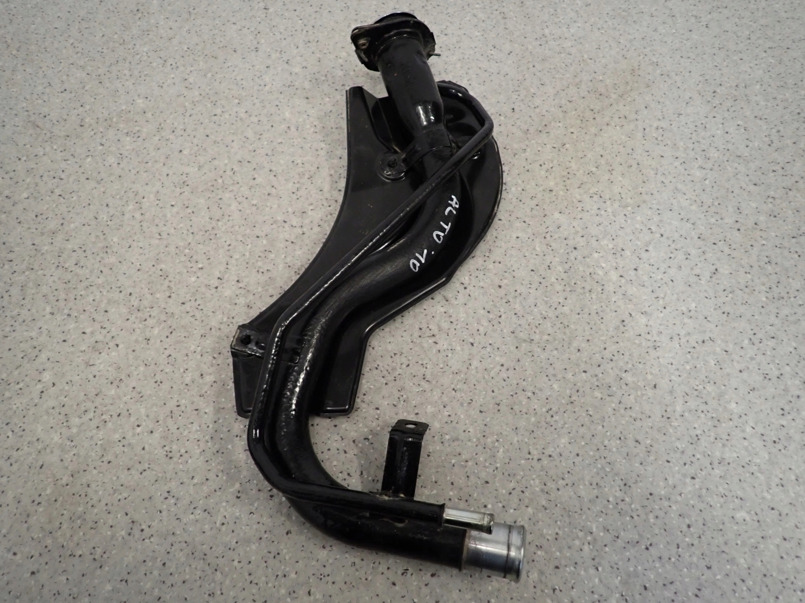 SUZUKI ALTO NISSAN PIXO BENZYNA 09- RURA WLEWU PALIWA Typ silnika Benzyna