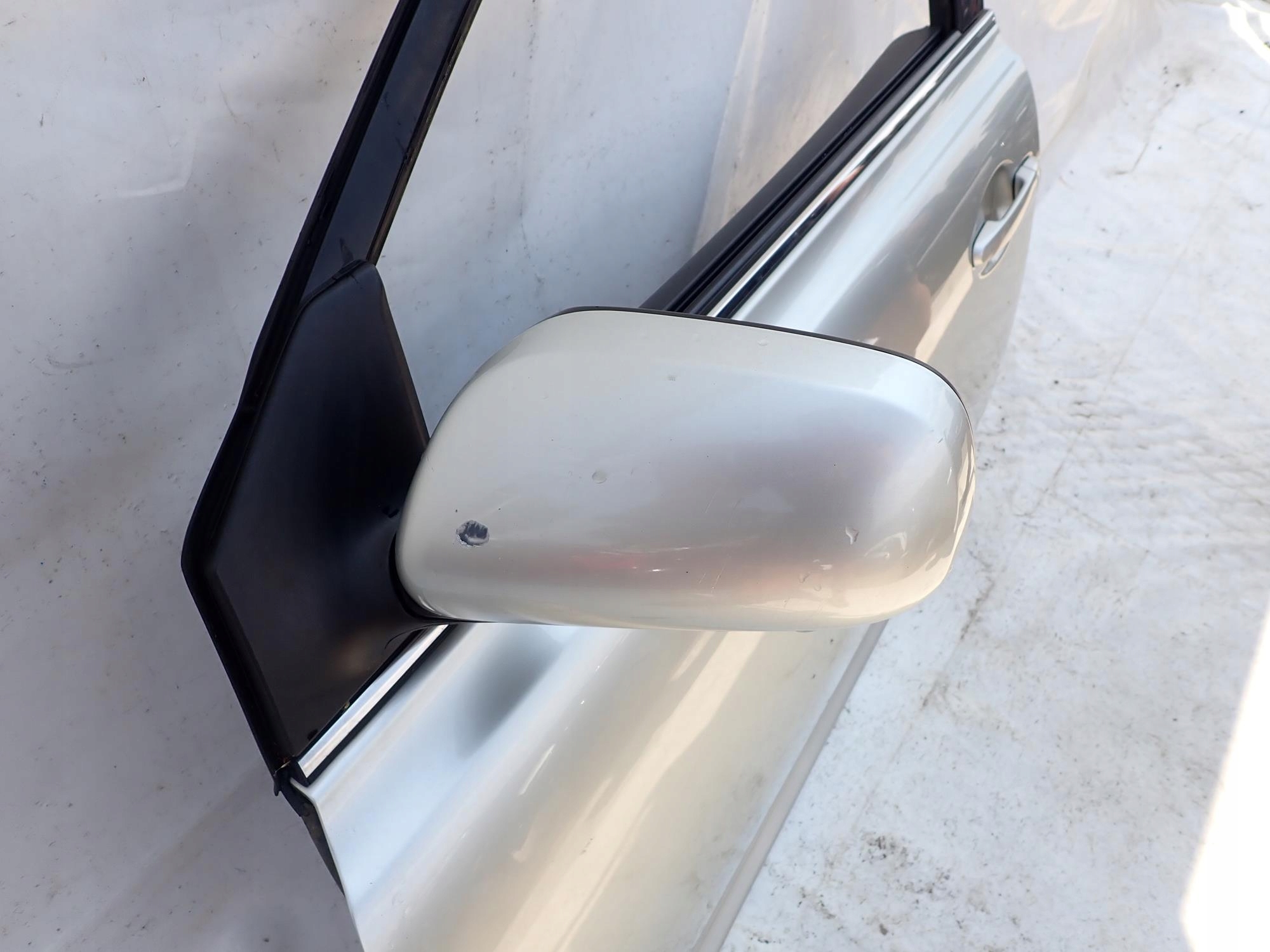 TOYOTA AVENSIS II 2 03-09 mirror front left