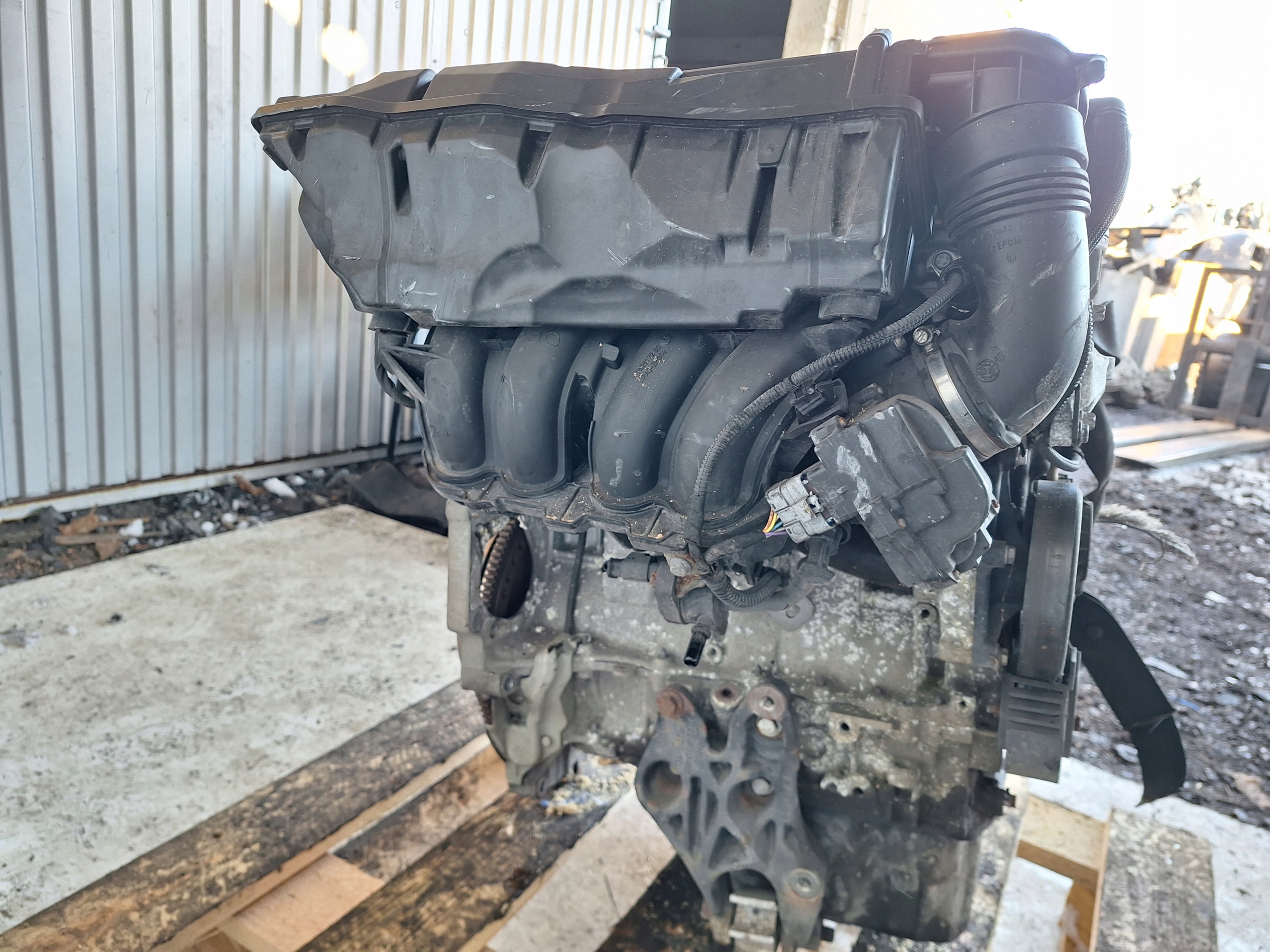 MINI COOPER ONE 1.6 VTI engine N12B16AA 120KM