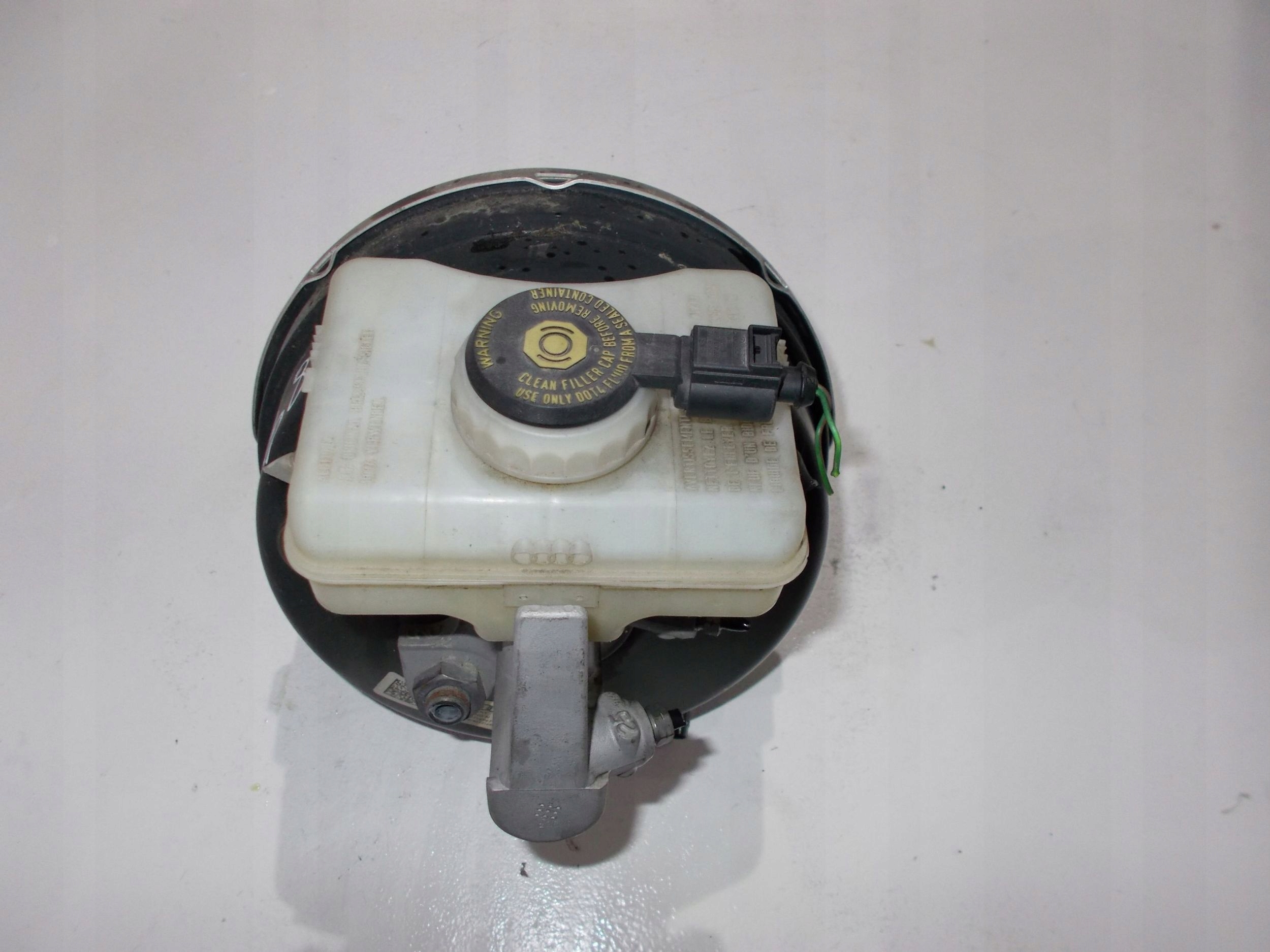 AUDI A4 A5 Q5 servo Servofreno 8K0612103N