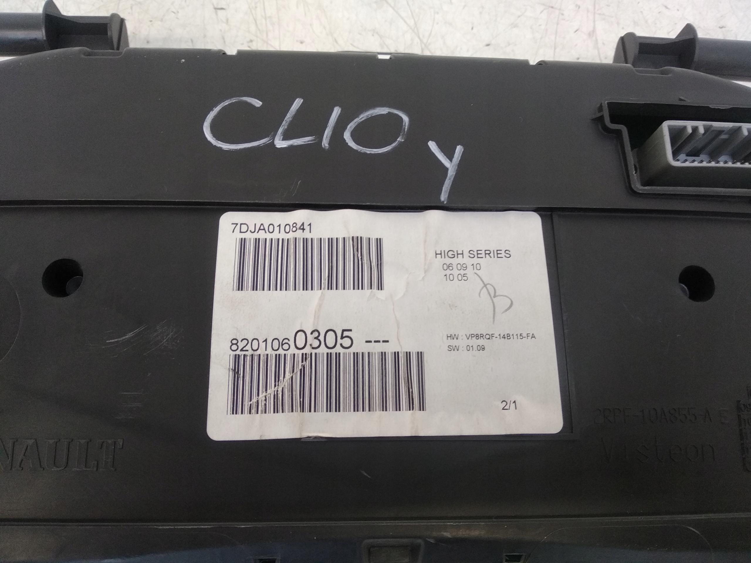 dials 8201060305 Renault Clio II