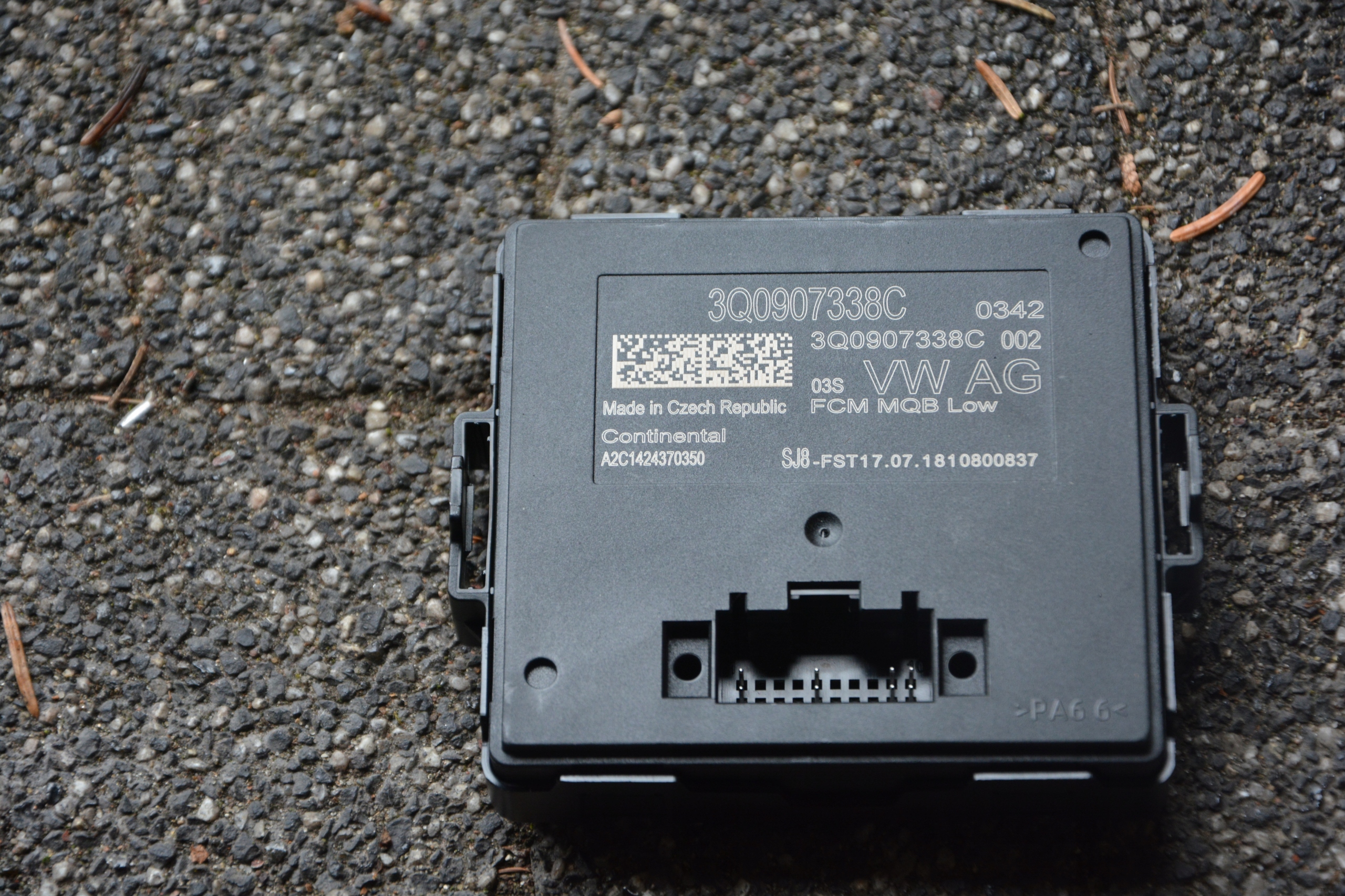 блок управления светом vw Golf 7 3Q0907338C