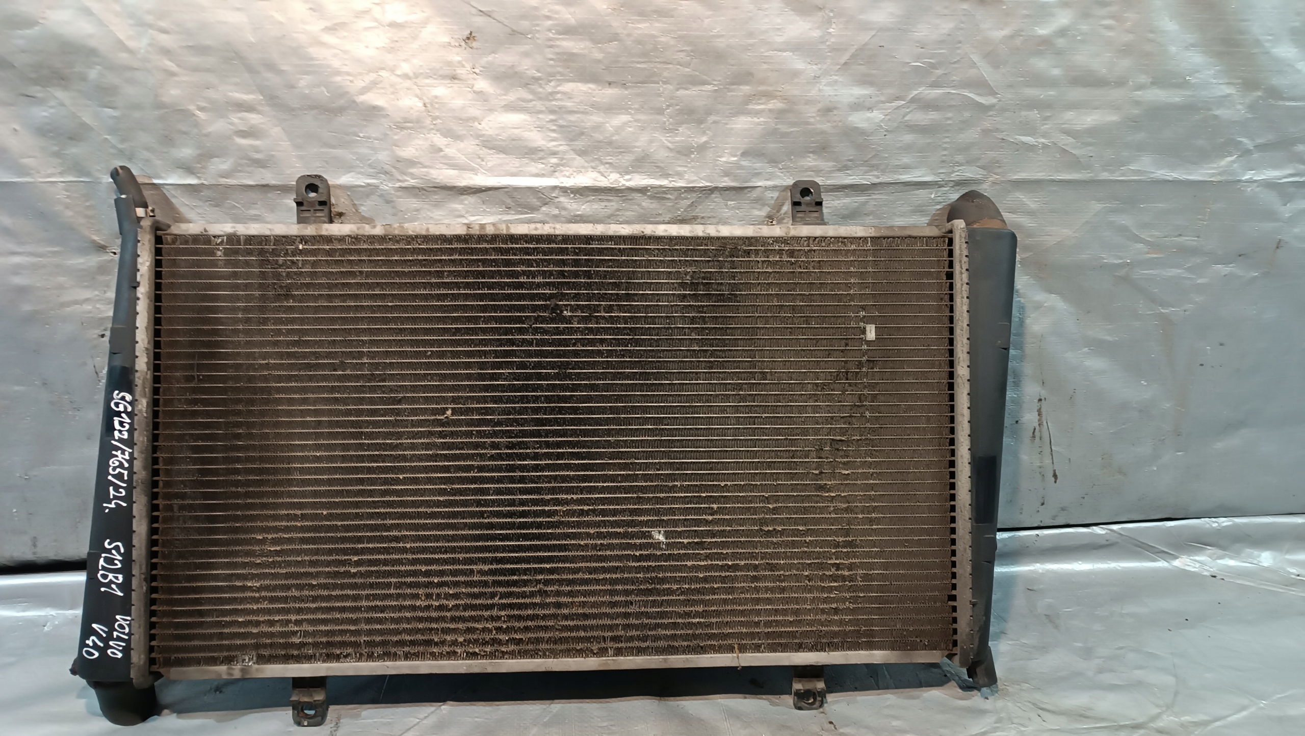 water cooler VOLVO V40 1.9DCI LIFT