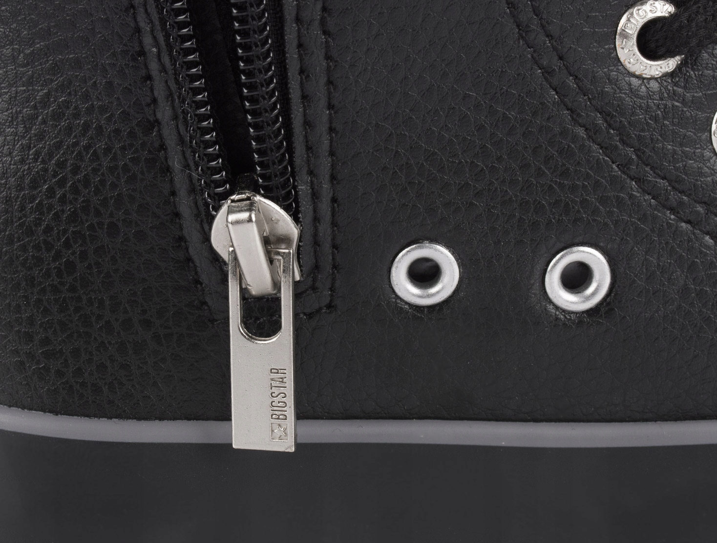 BIG STAR BUTY DZIECIĘCE ZIMOWE SKÓRA EKOLOGICZNA OCIEPLANE r. 30 Rodzaj zapięcia Sznurowadła