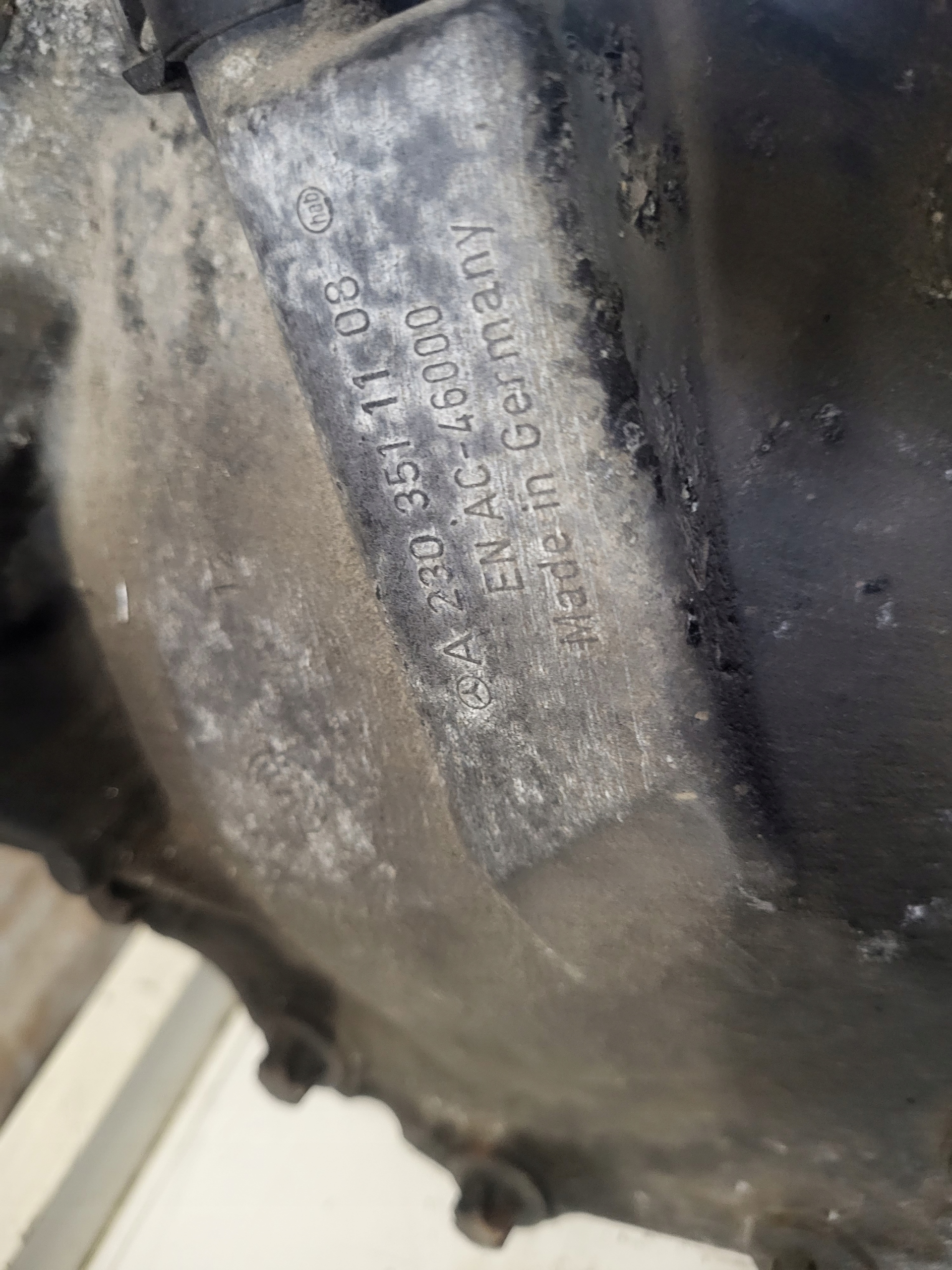 diff differential rear part MERCEDES W211 2.2 CDI A2303511108