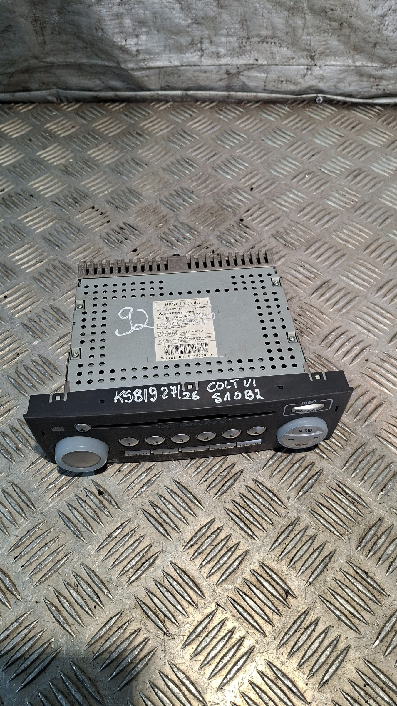 RADIO MITSUBISHI COLT VI
