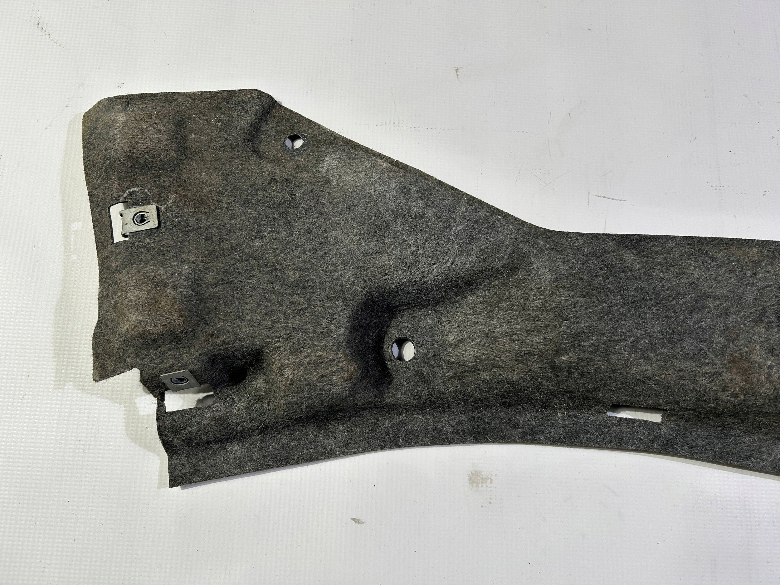 cover side lower chassis cover left Chrysler Pacifica 2017